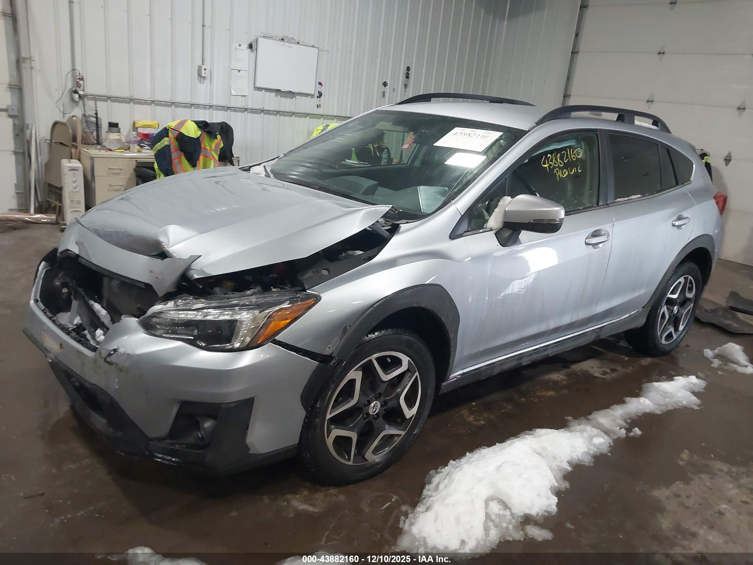 SUBARU CROSSTREK image 2