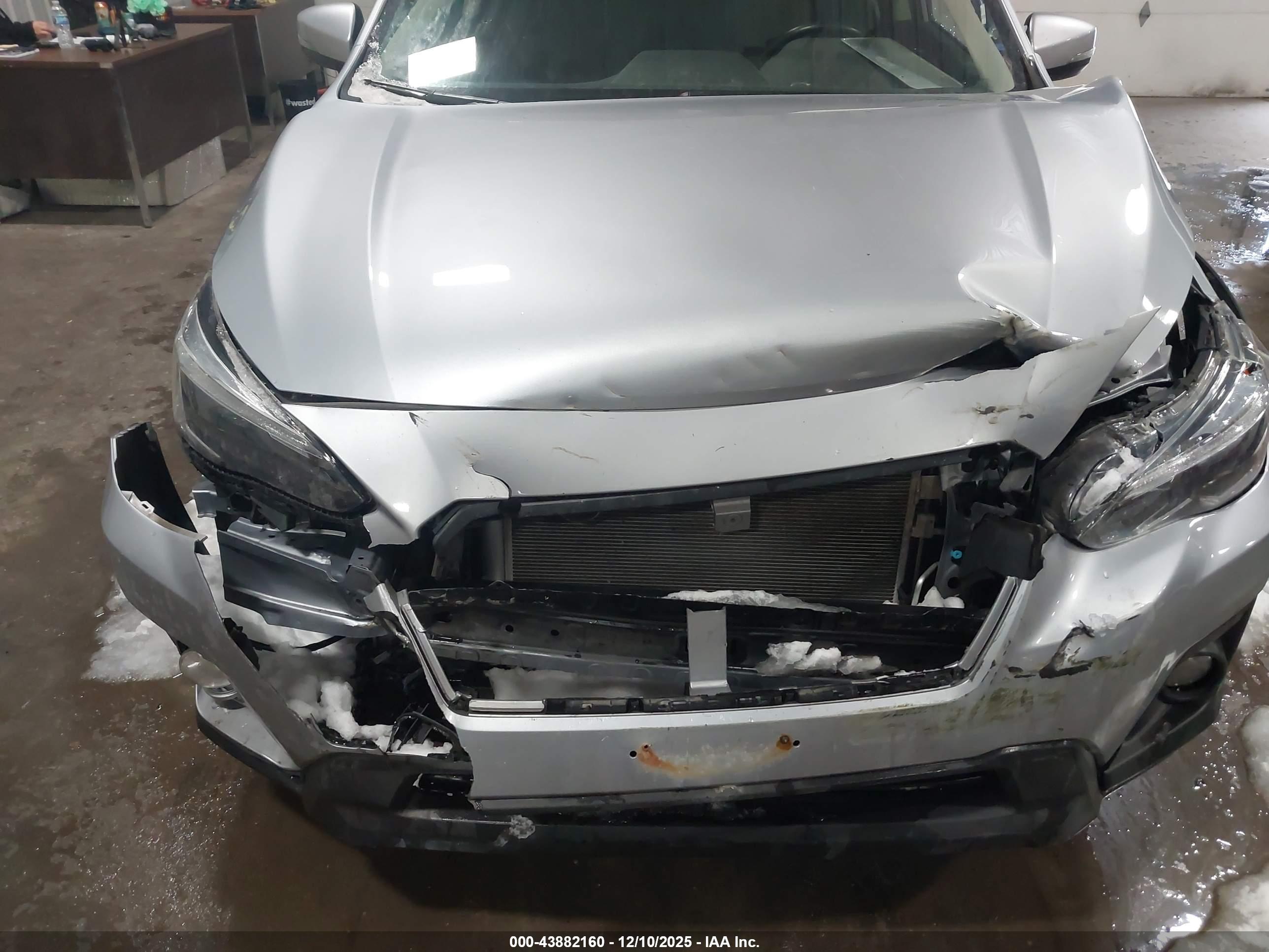 SUBARU CROSSTREK image 6