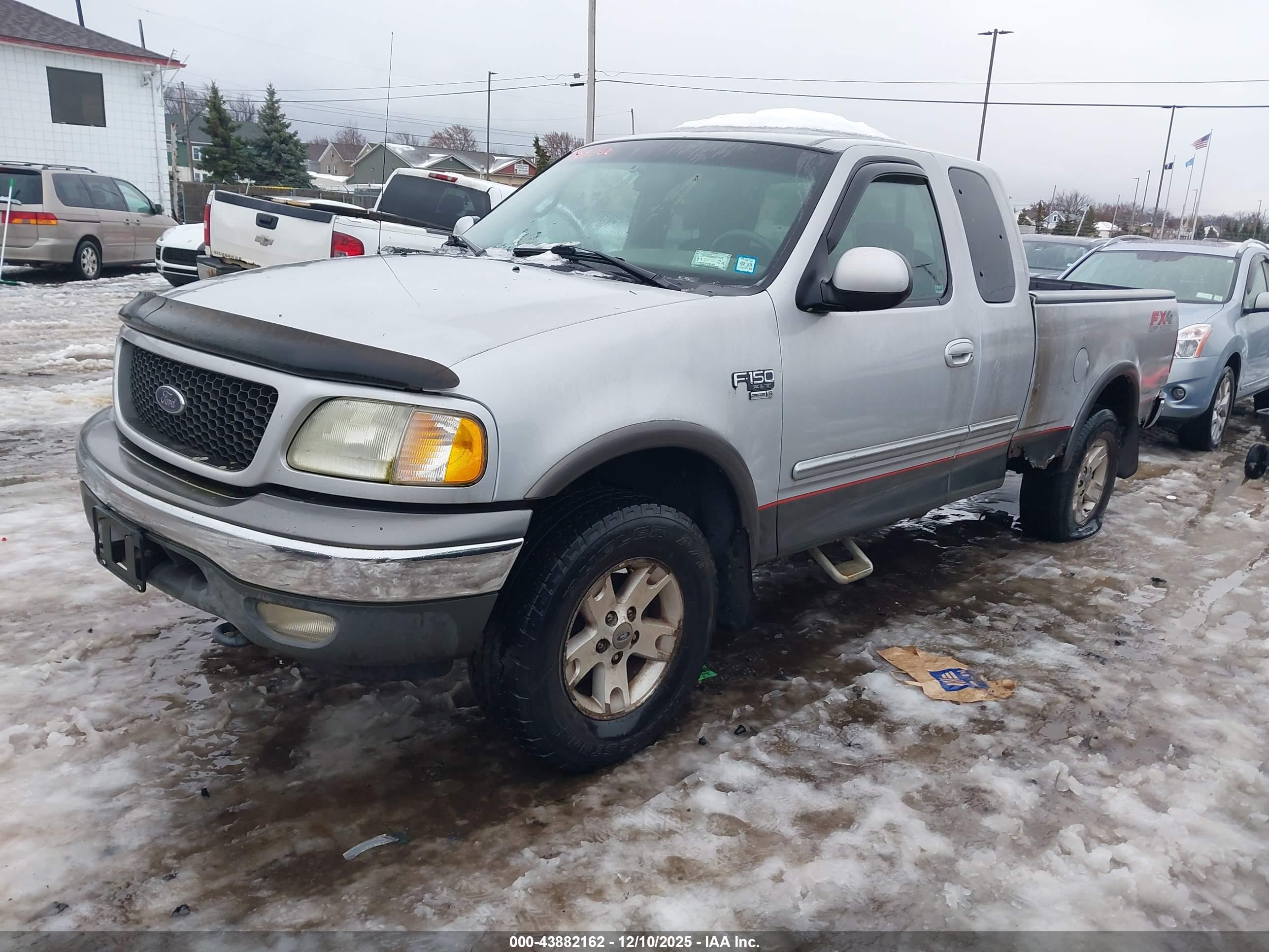 FORD F-150 image 2