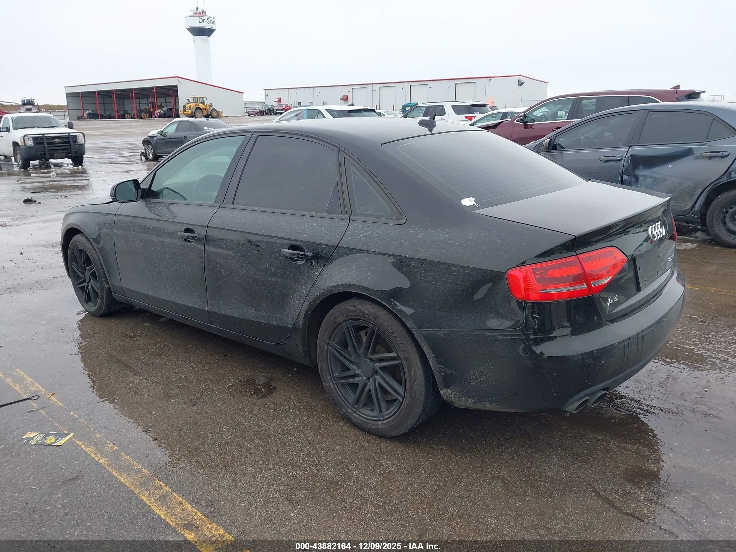AUDI A4 image 3