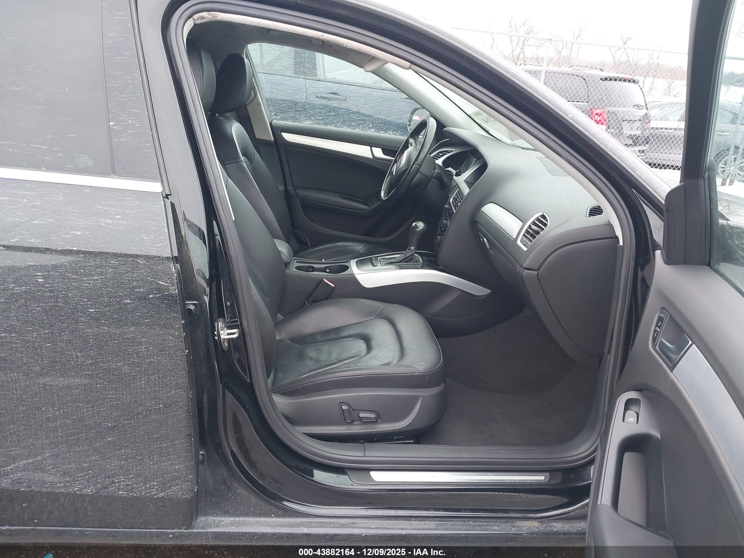 AUDI A4 image 5