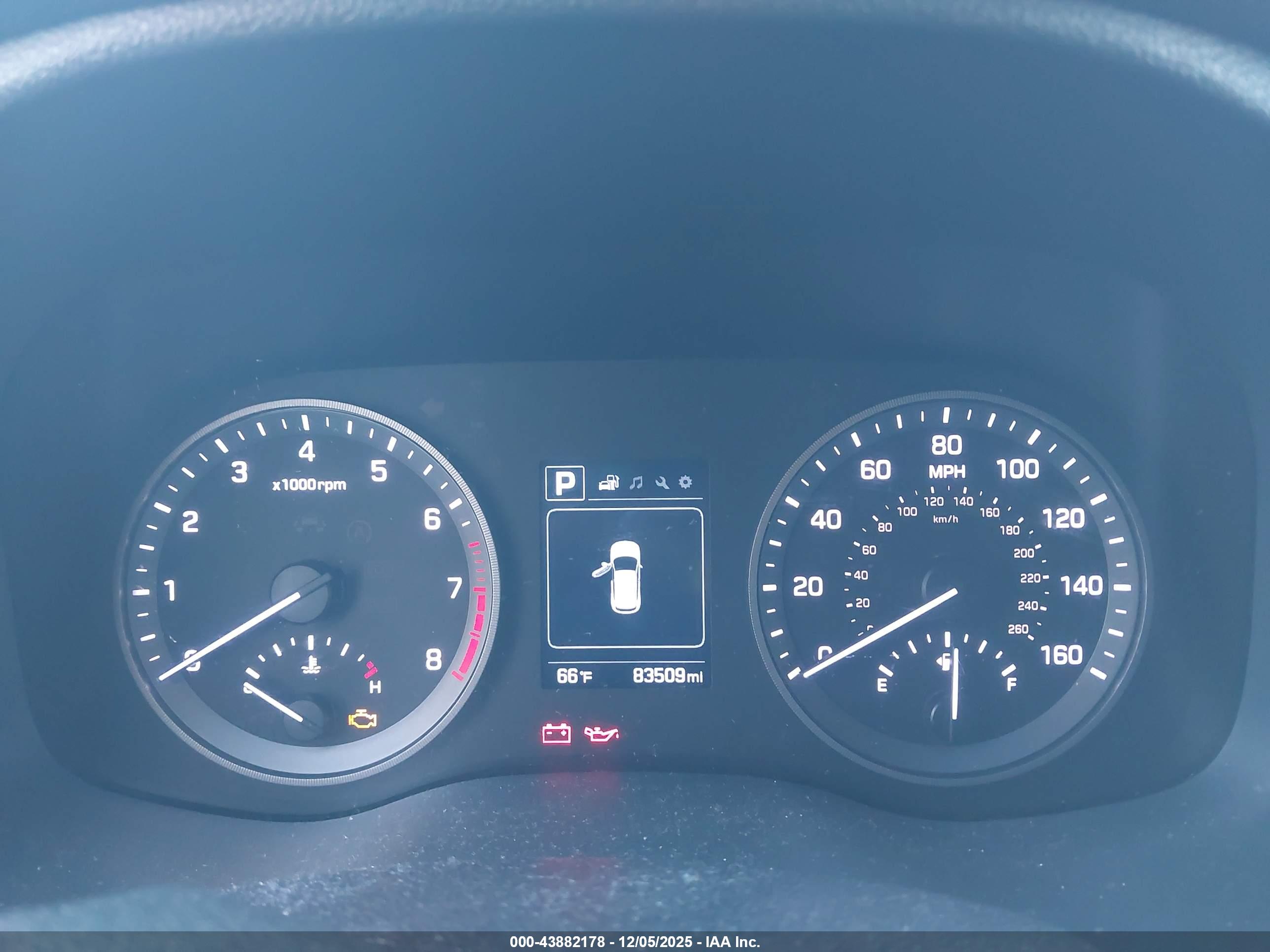 HYUNDAI TUCSON image 7