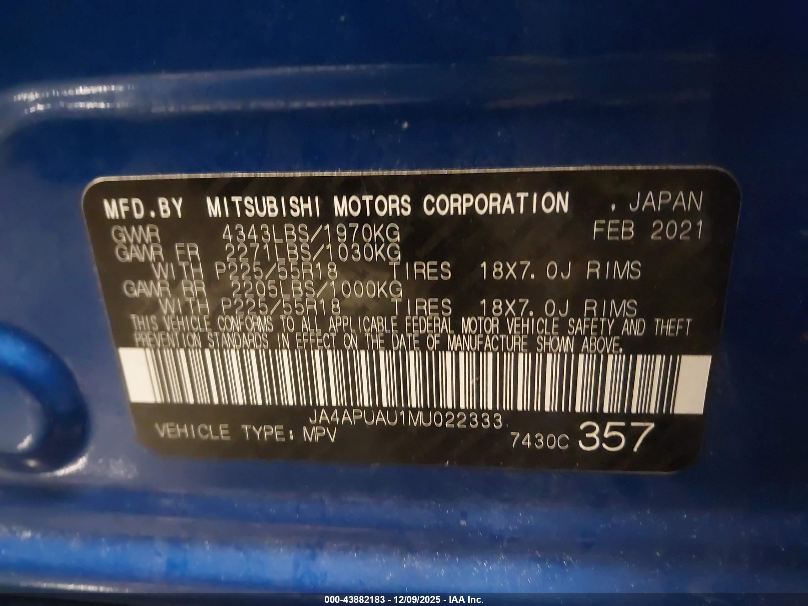 MITSUBISHI OUTLANDER image 9