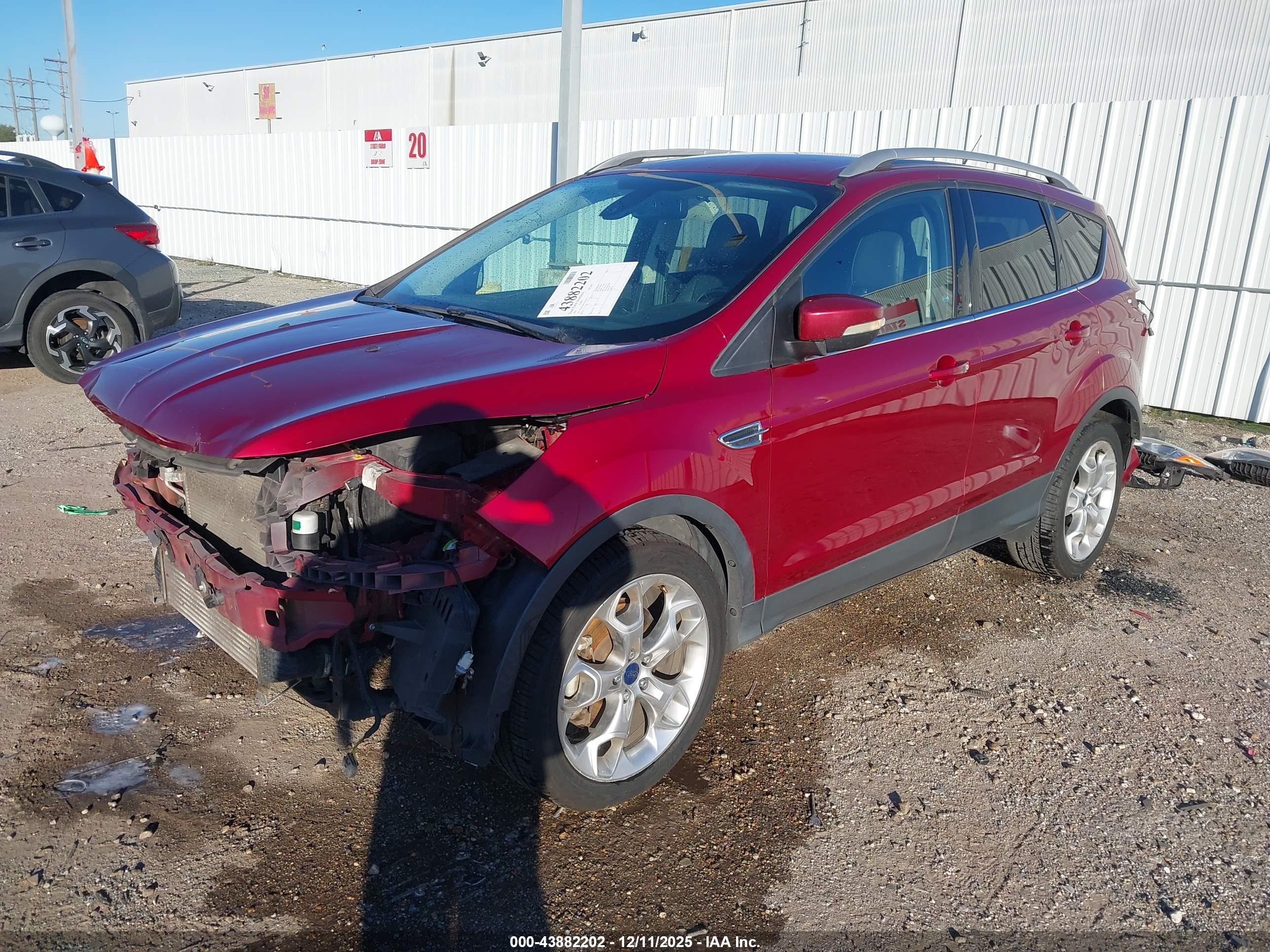 FORD ESCAPE image 2
