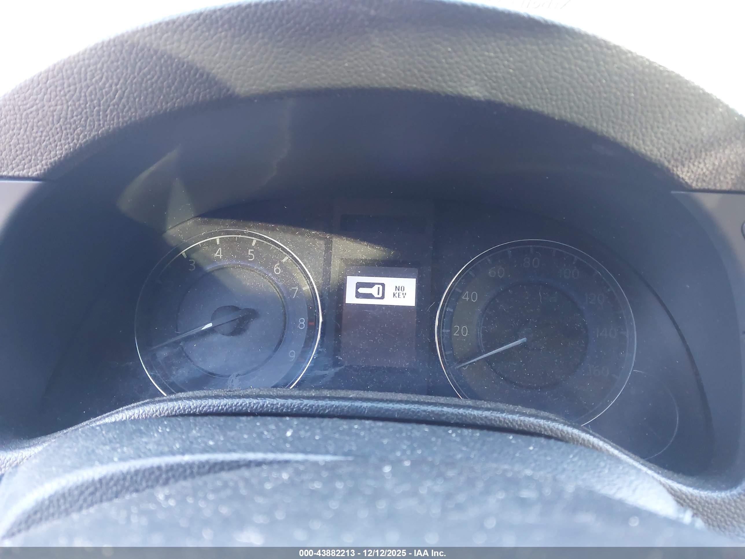 INFINITI Q40 image 7