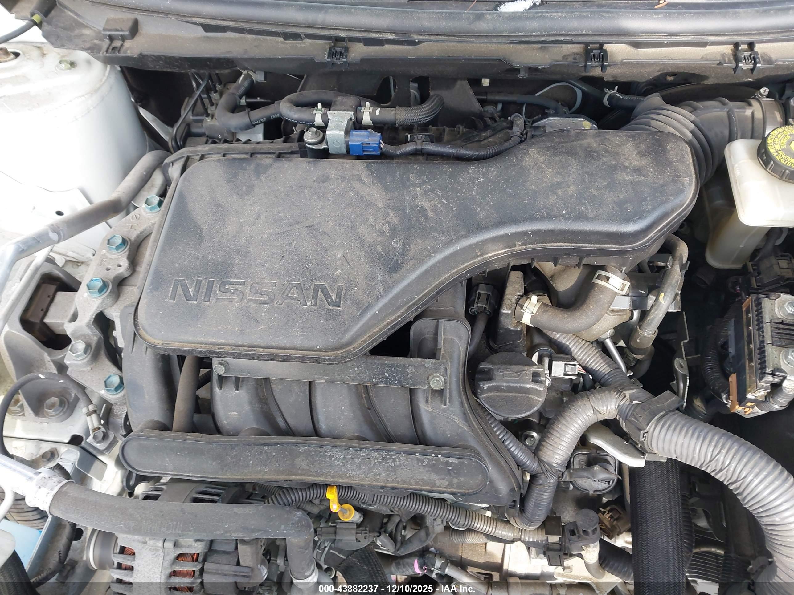 NISSAN ROGUE image 10