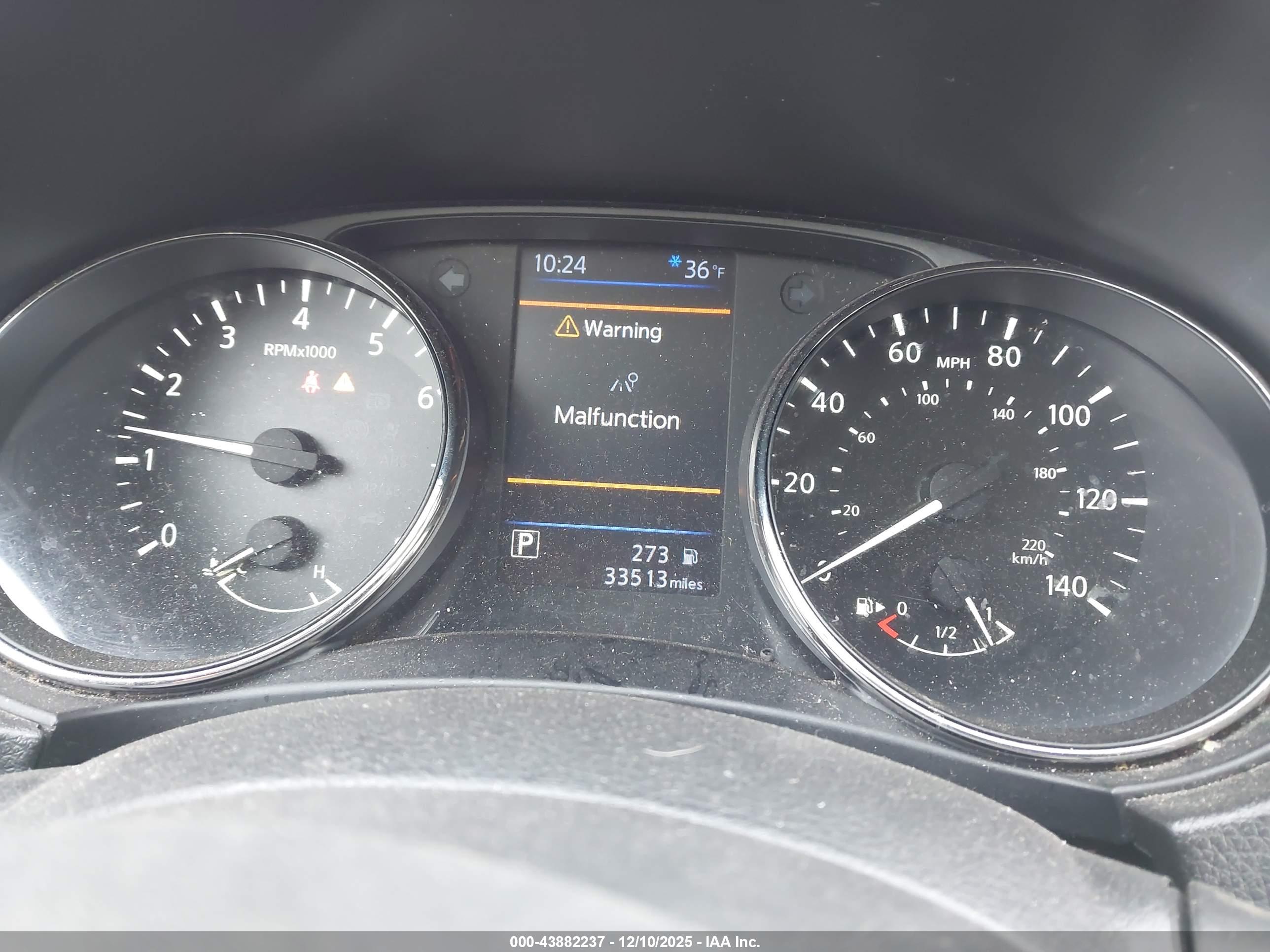 NISSAN ROGUE image 7