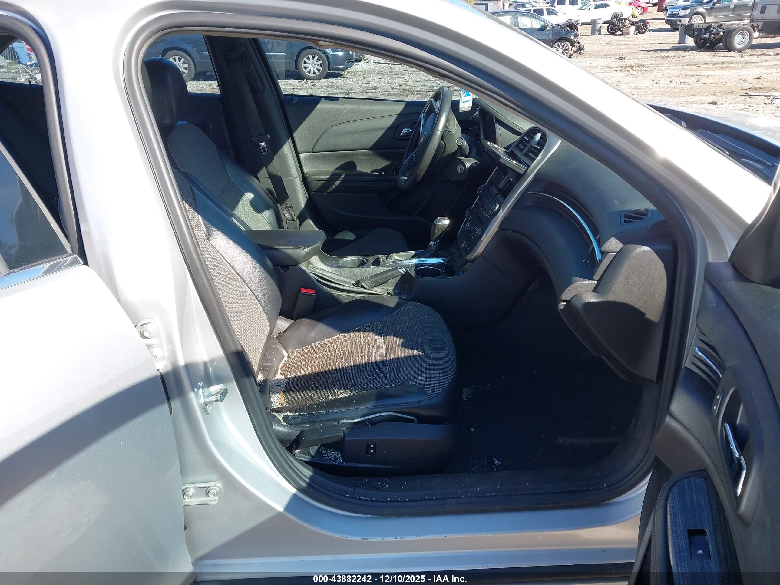 CHEVROLET MALIBU image 5