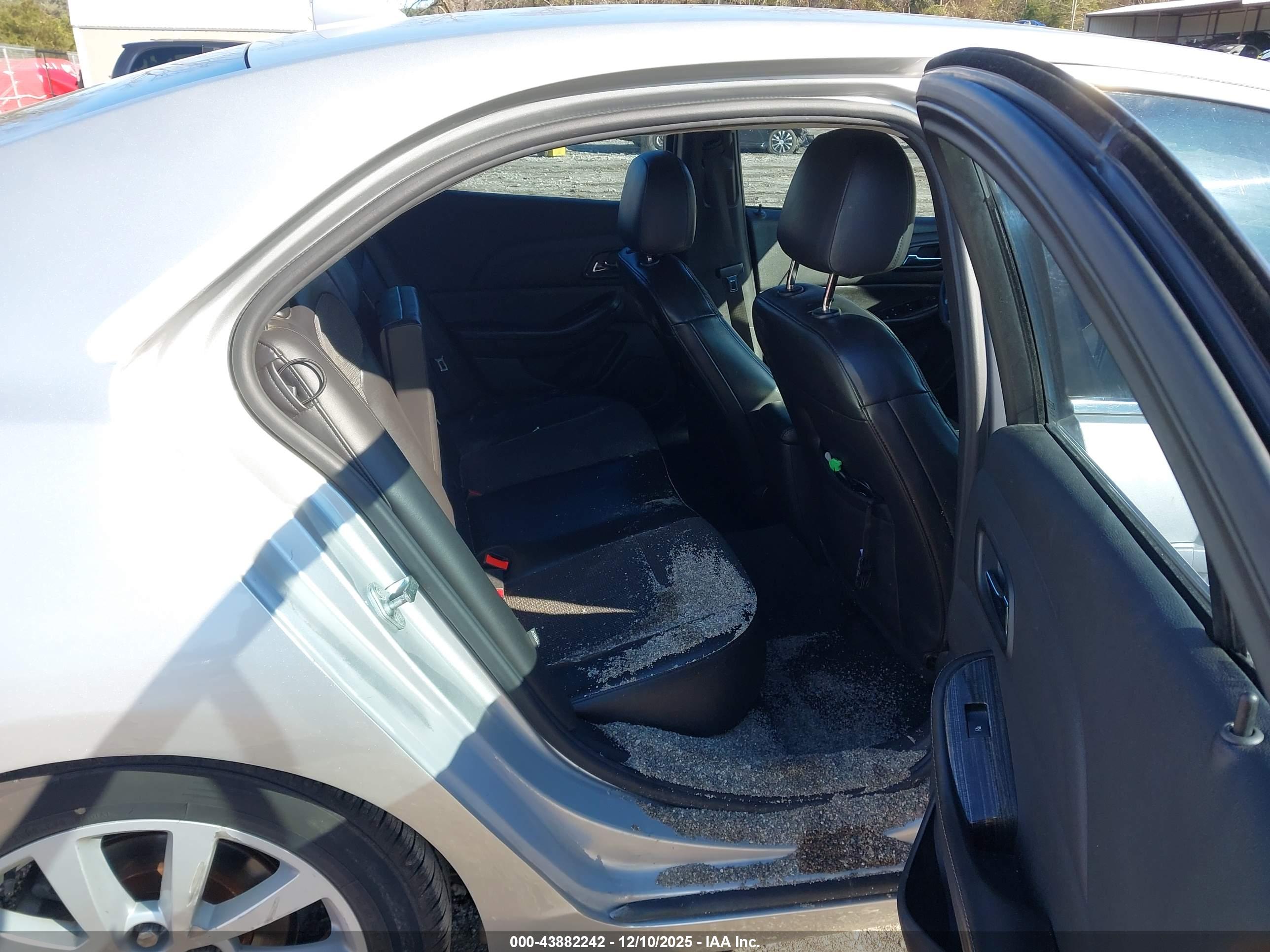 CHEVROLET MALIBU image 8