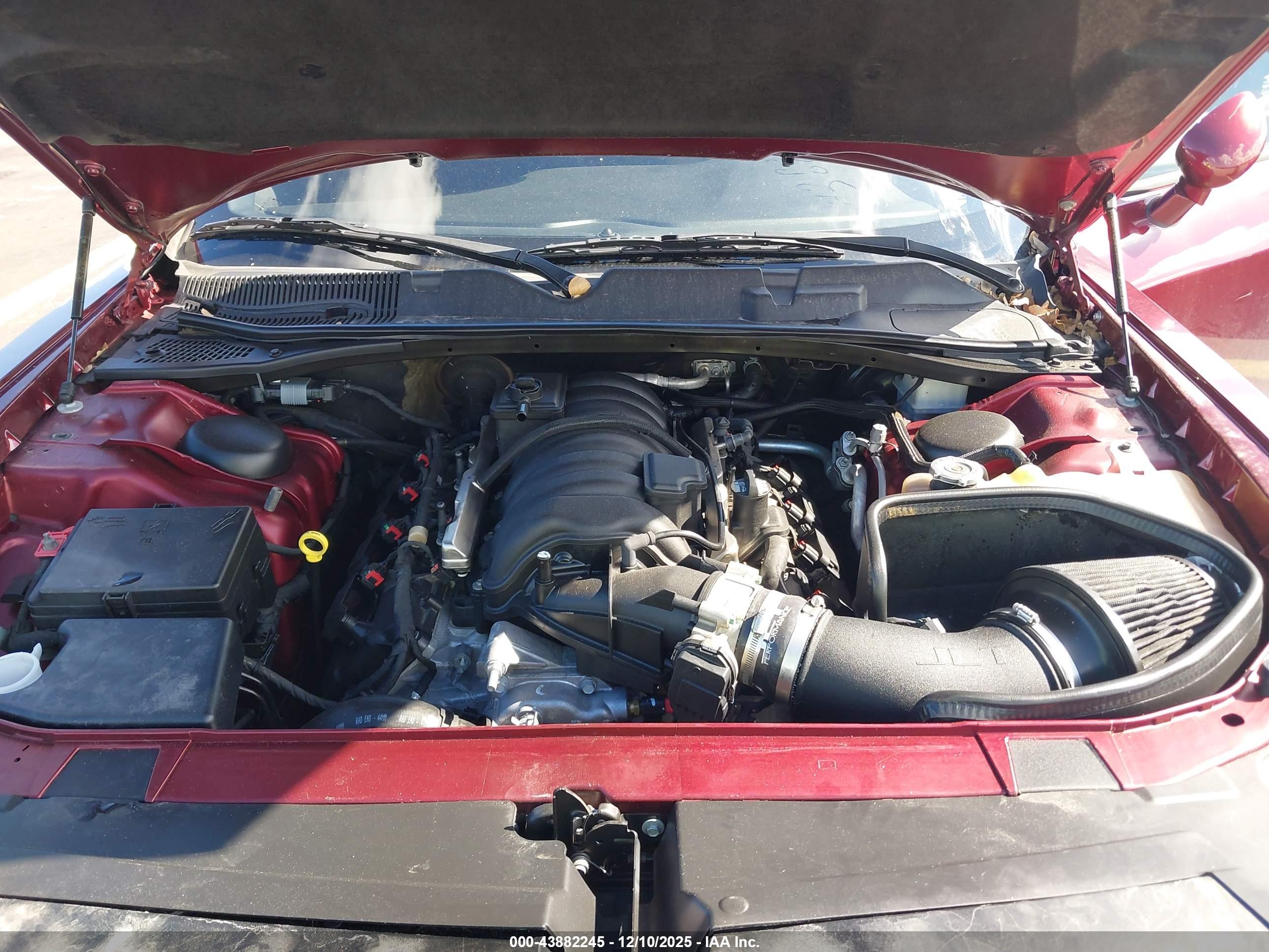 DODGE CHALLENGER image 10