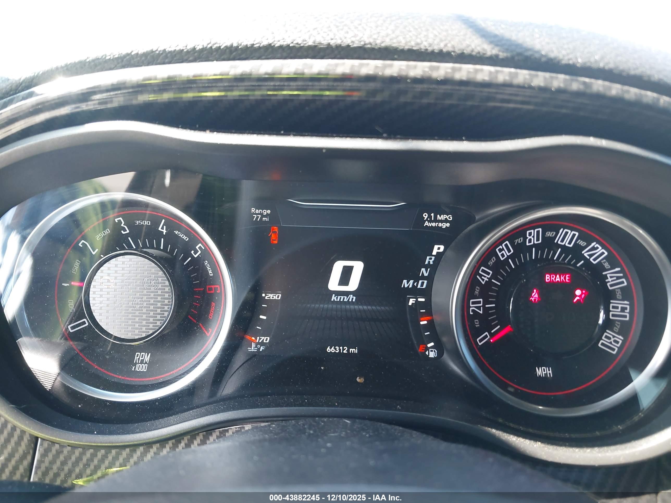 DODGE CHALLENGER image 7