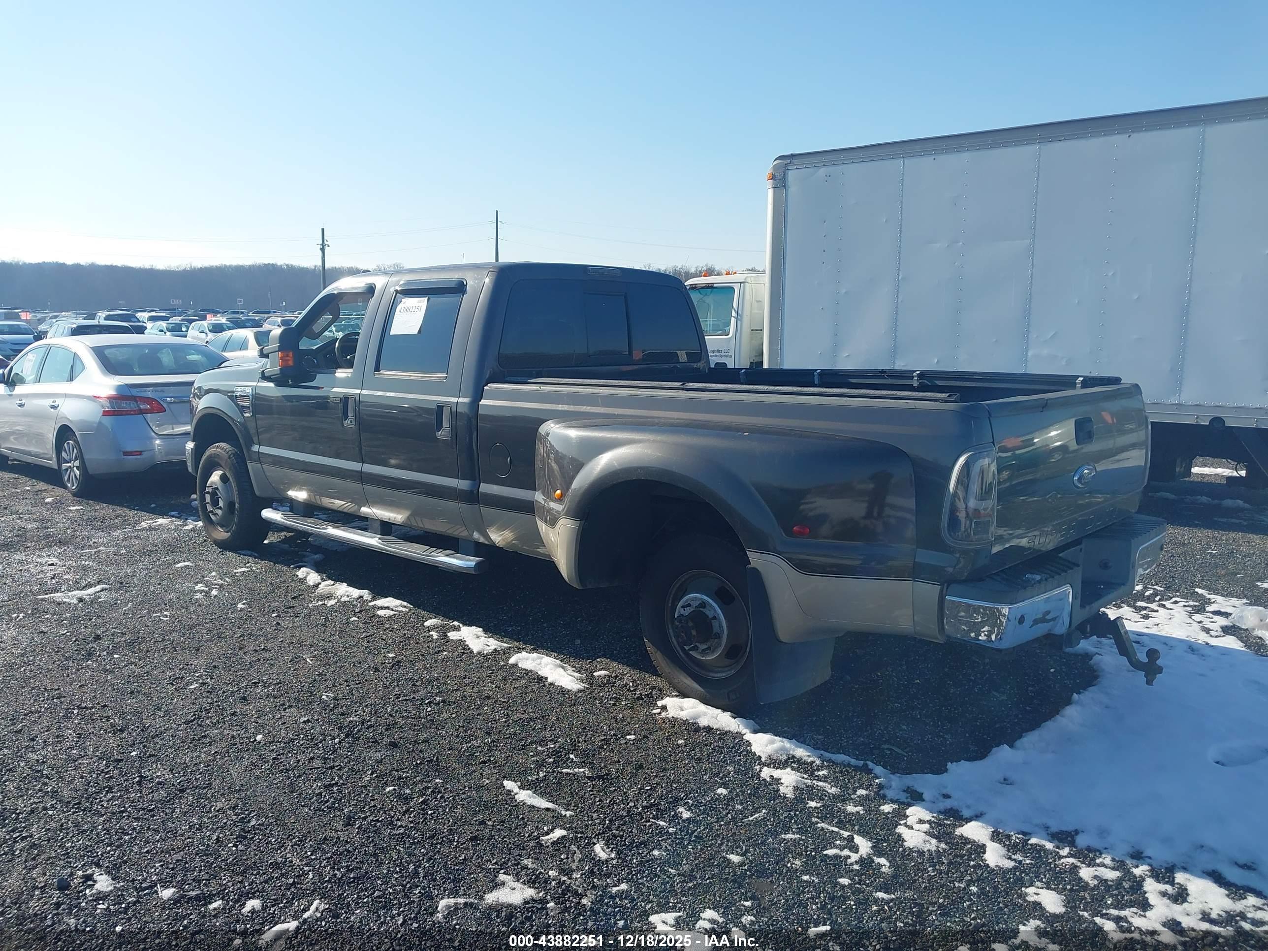 FORD F-350 image 3