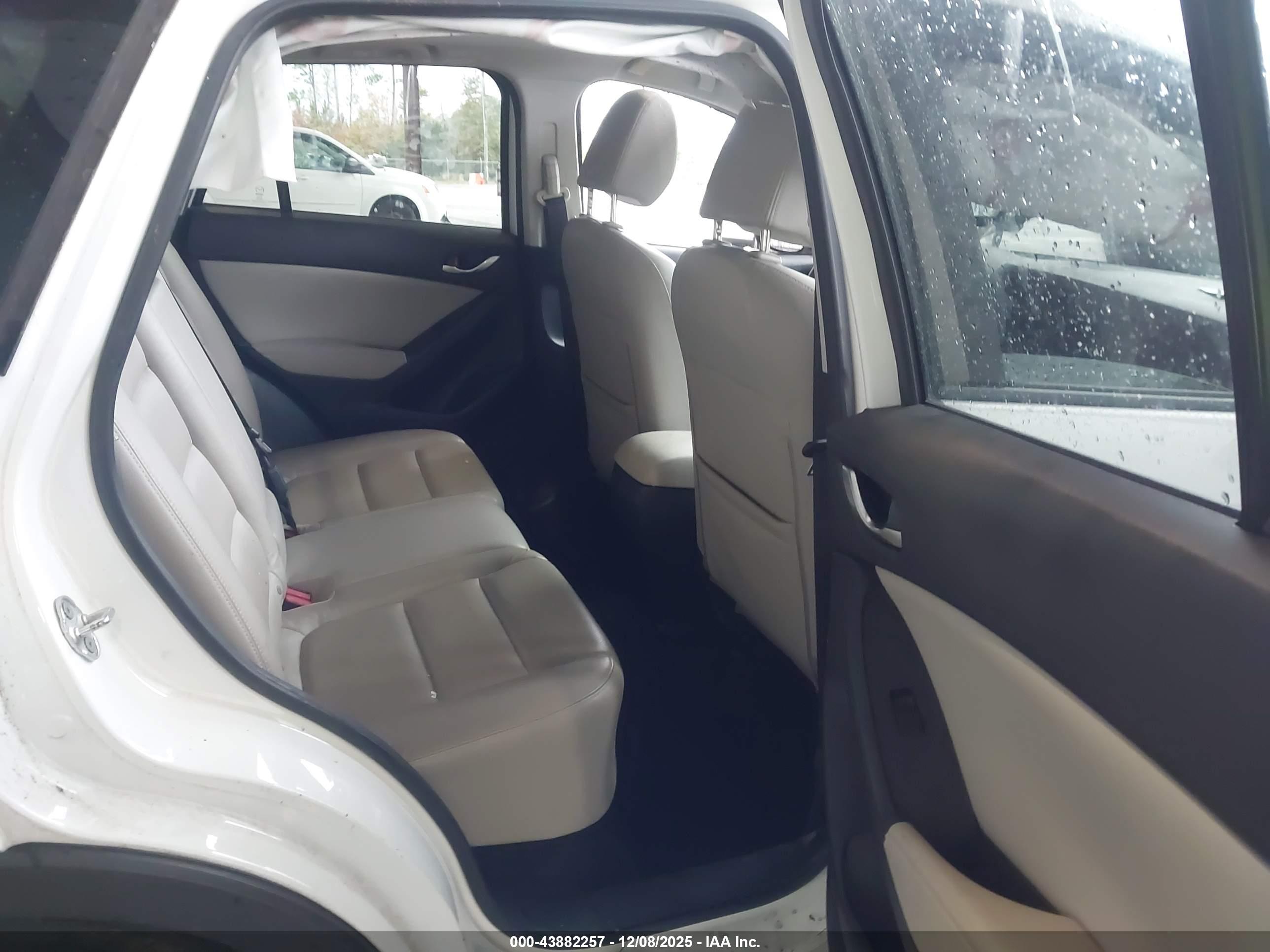 MAZDA CX-5 image 8