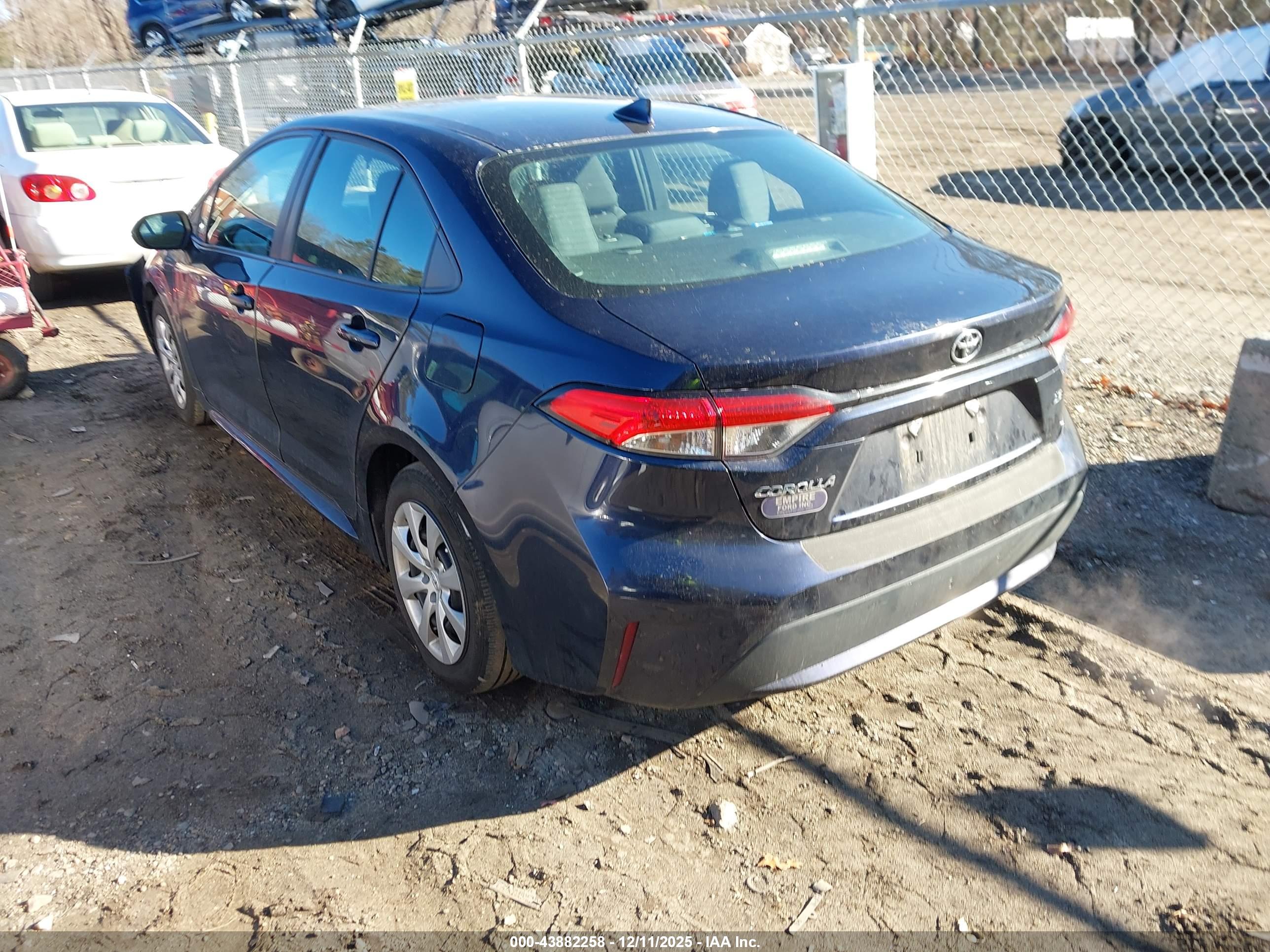 TOYOTA COROLLA image 3