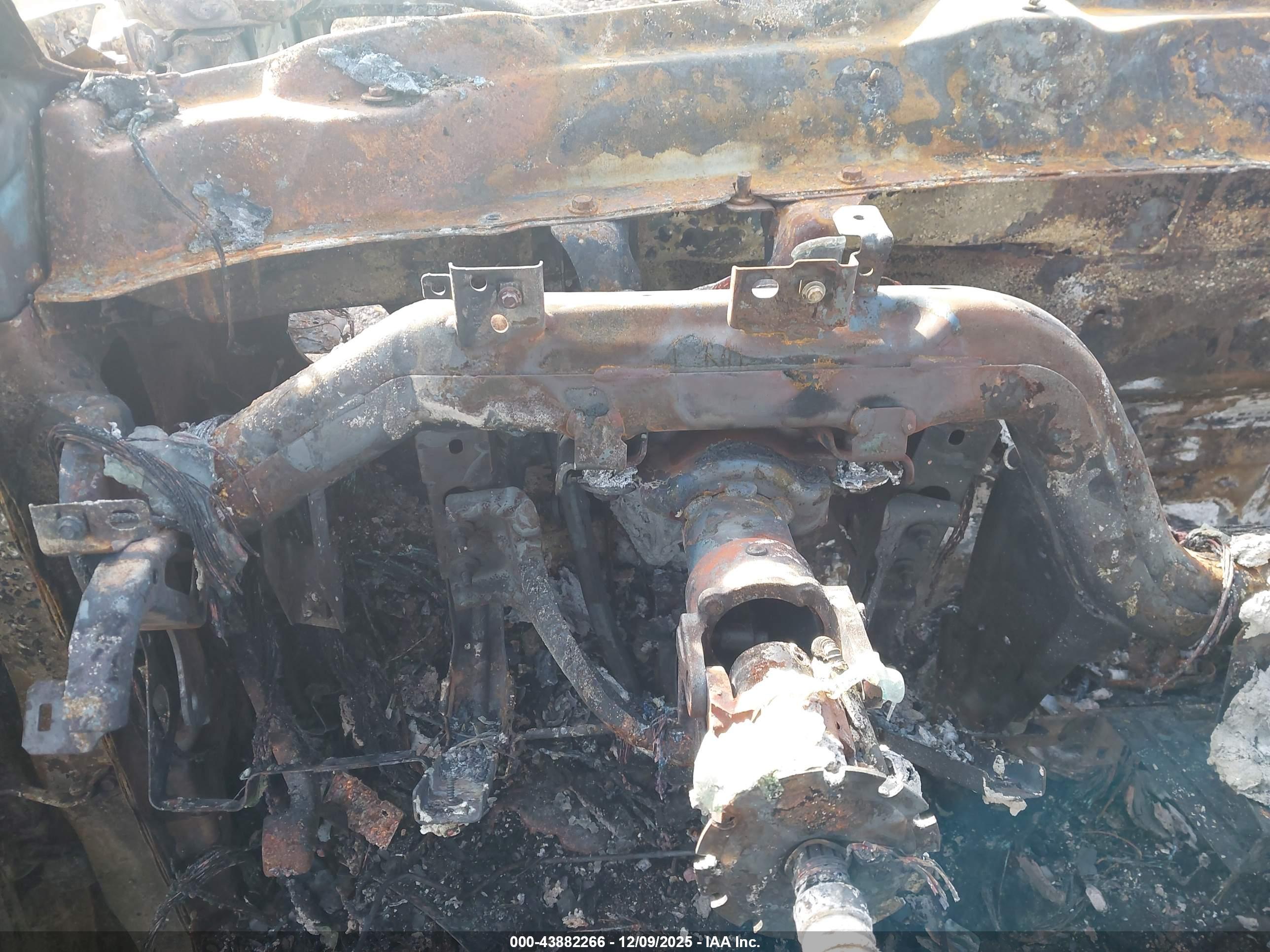 CHEVROLET TAHOE image 7
