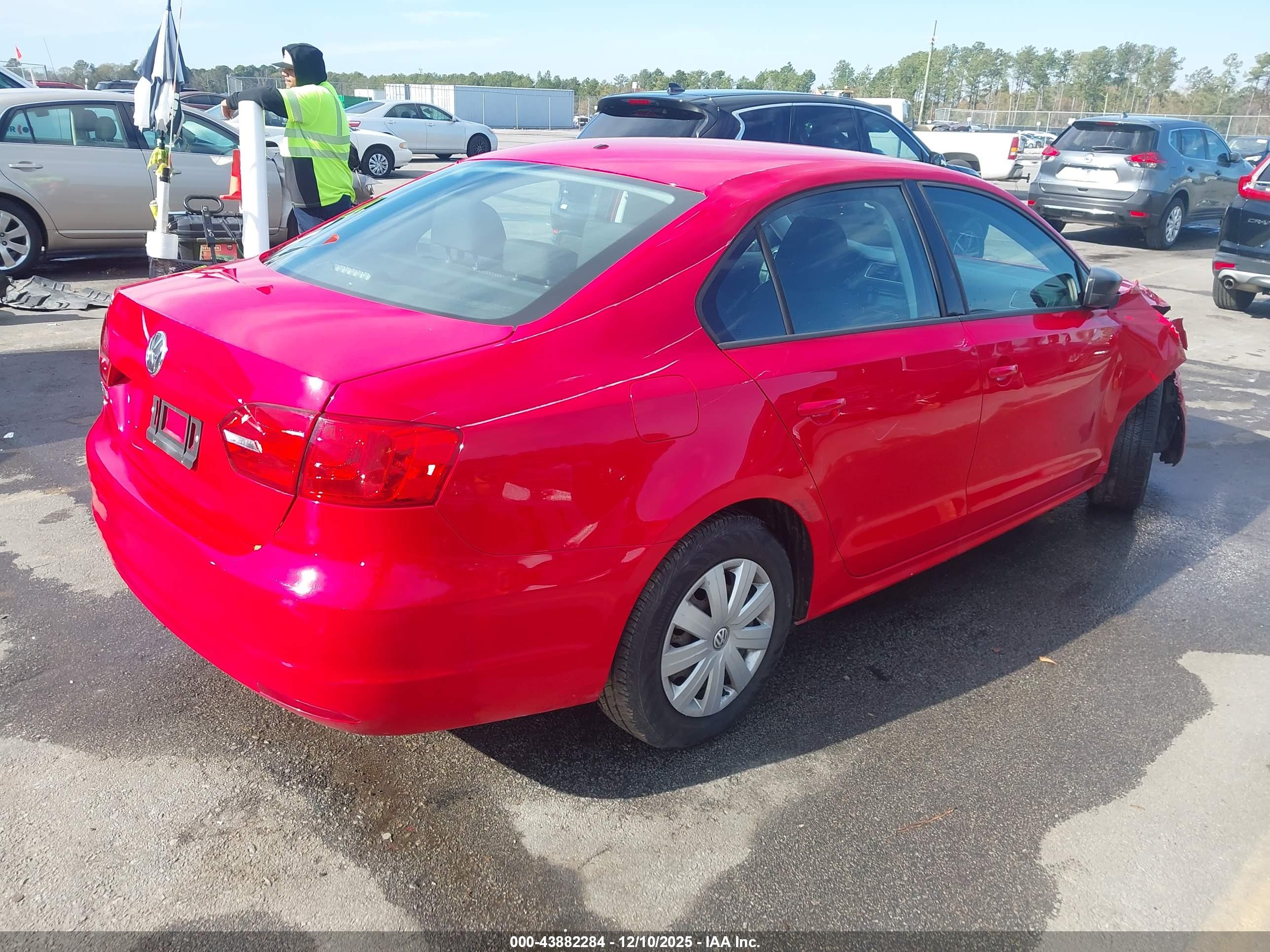 VOLKSWAGEN JETTA image 4