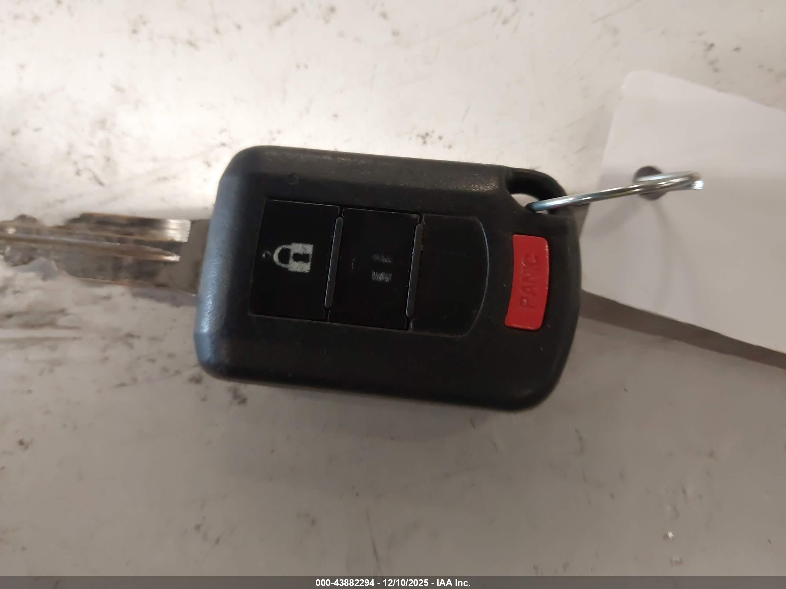 MITSUBISHI MIRAGE image 11