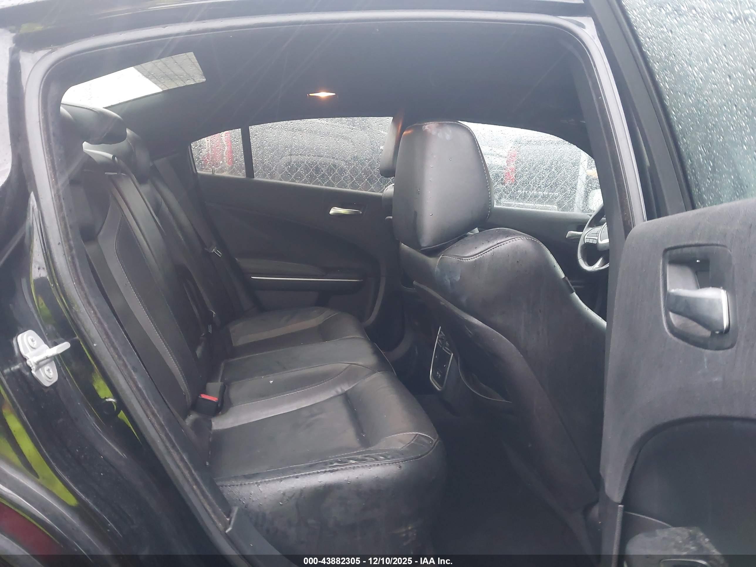 DODGE CHARGER image 8