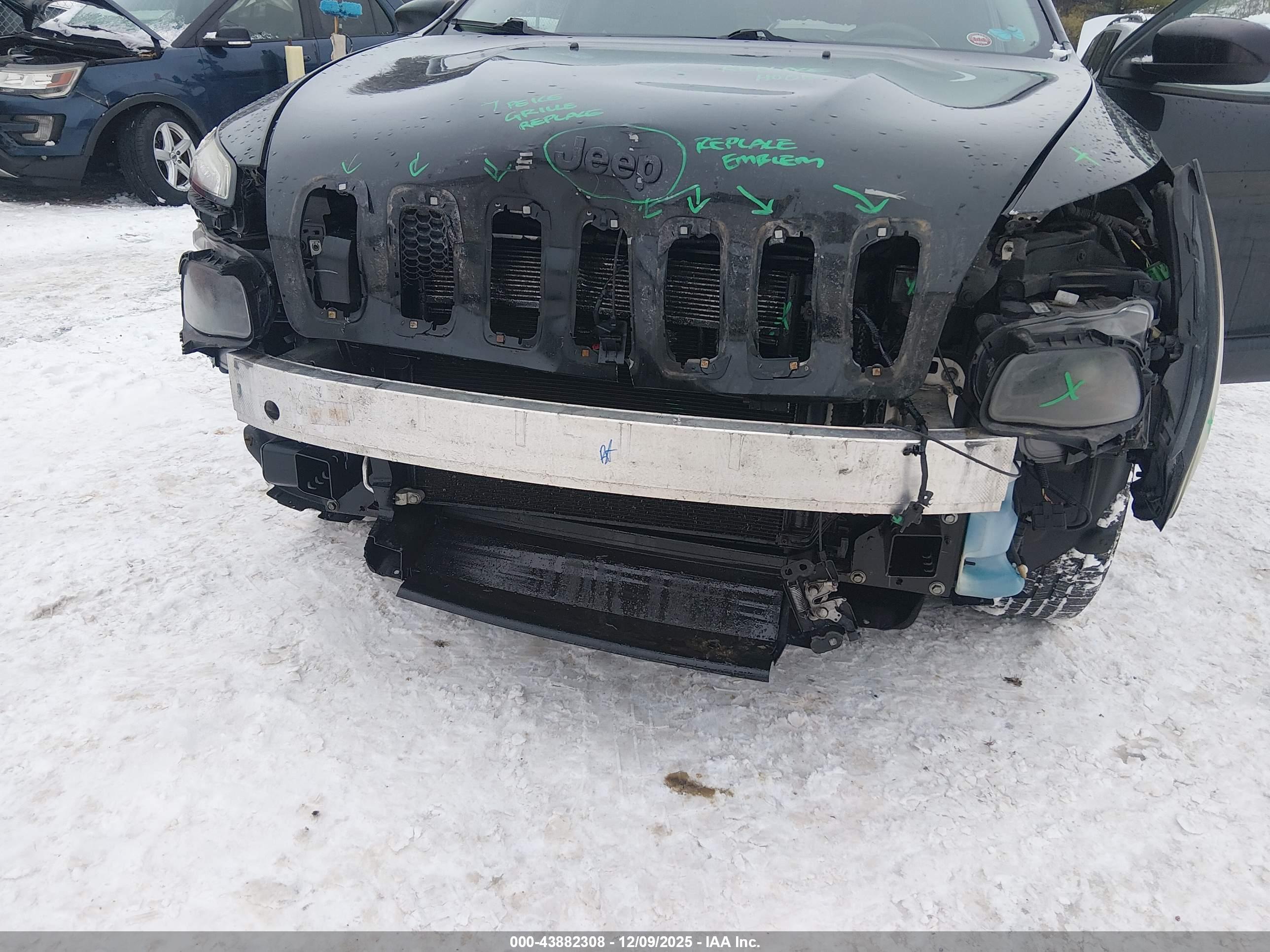 JEEP CHEROKEE image 6