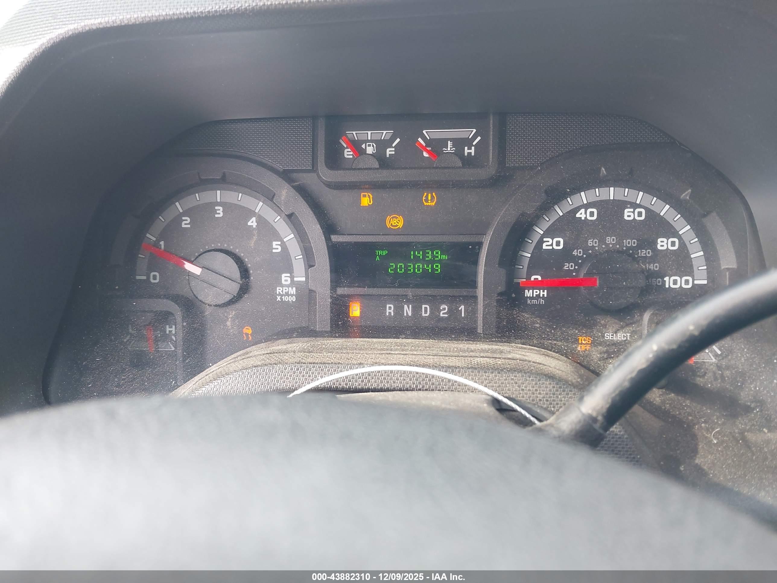 FORD E-350 image 7