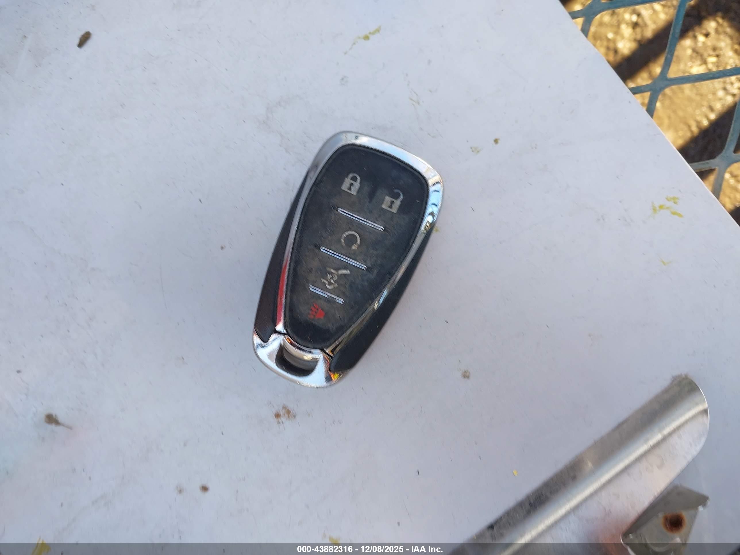 CHEVROLET TRAVERSE image 11
