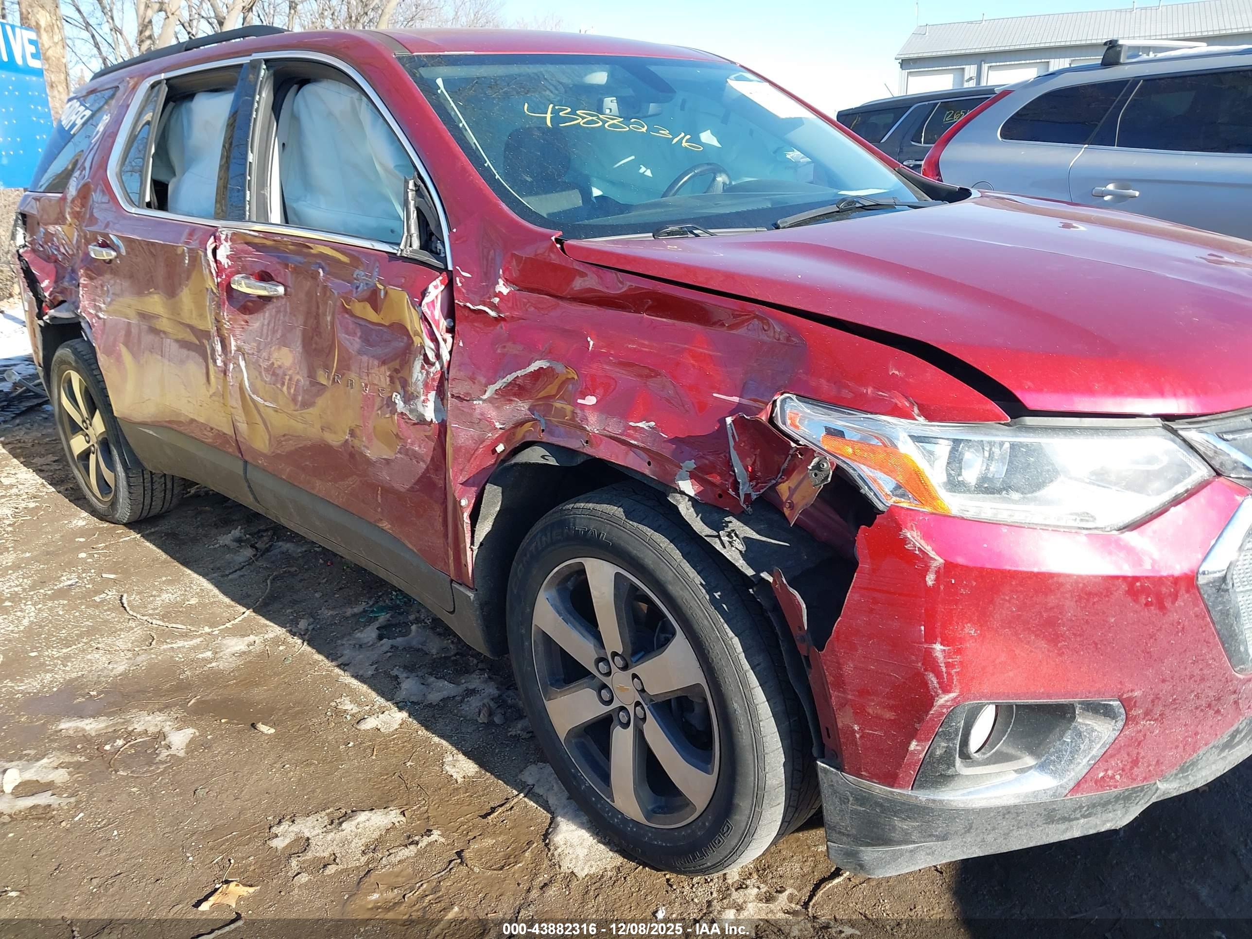 CHEVROLET TRAVERSE image 6