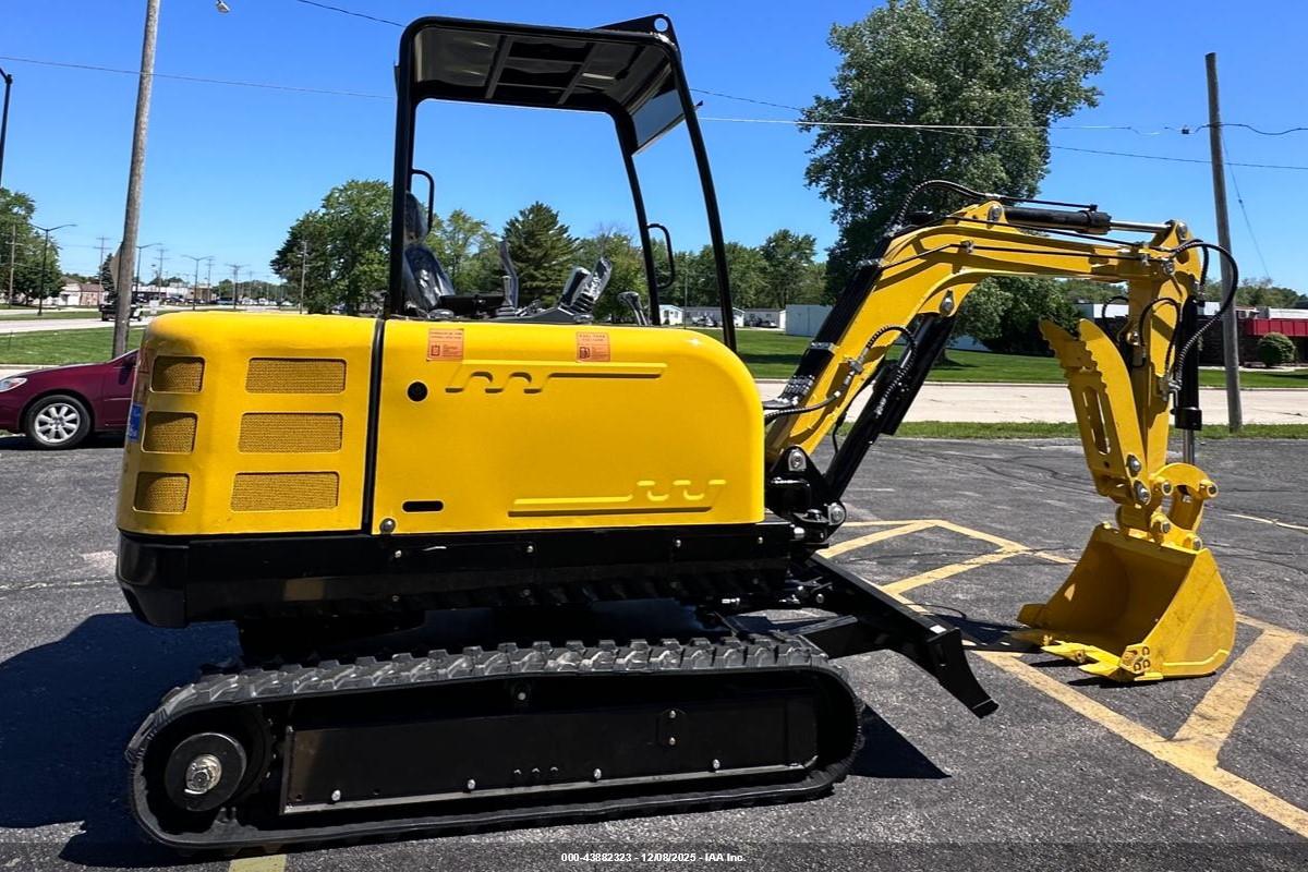 3.5 TON image 10