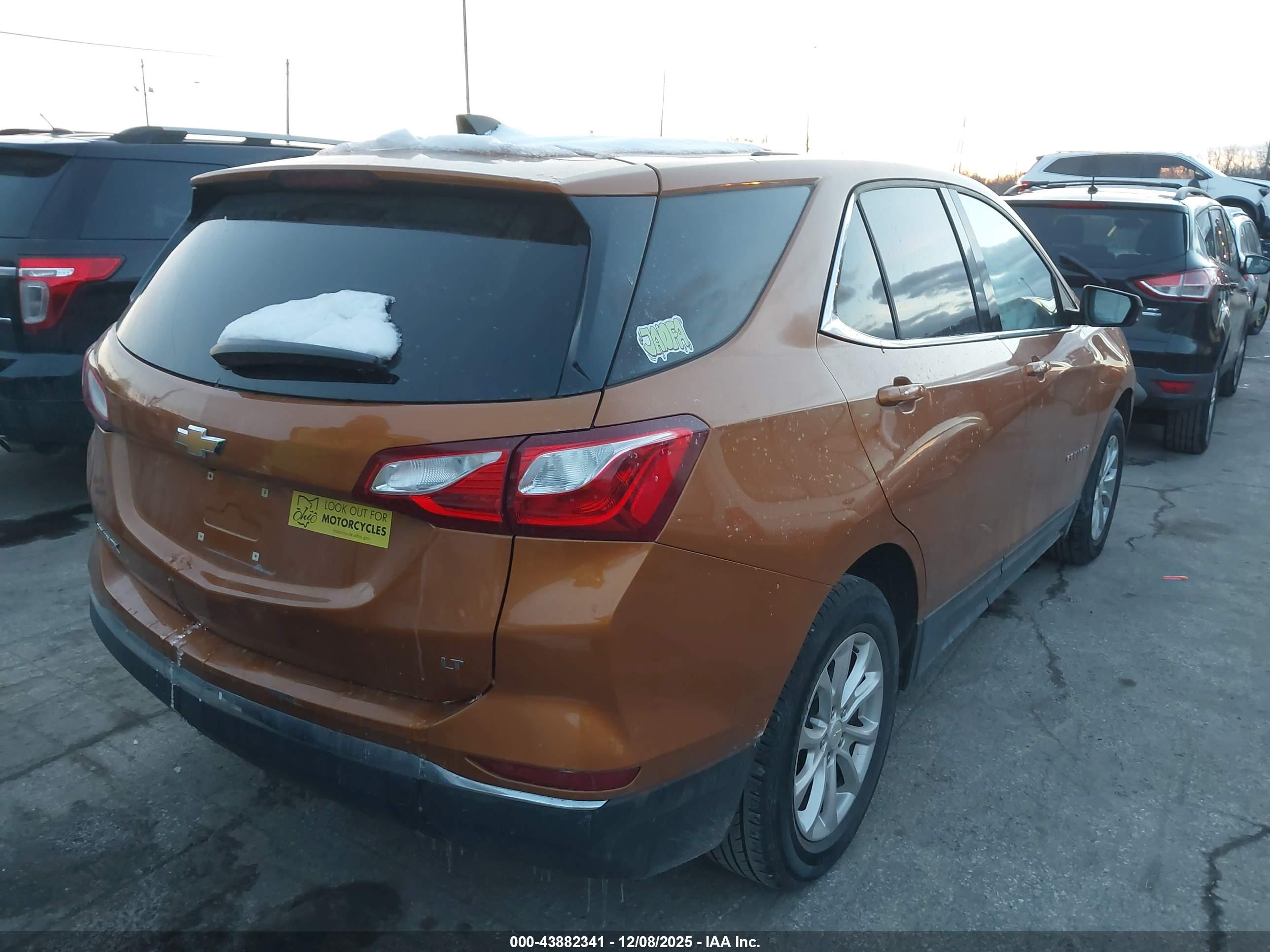 CHEVROLET EQUINOX image 4