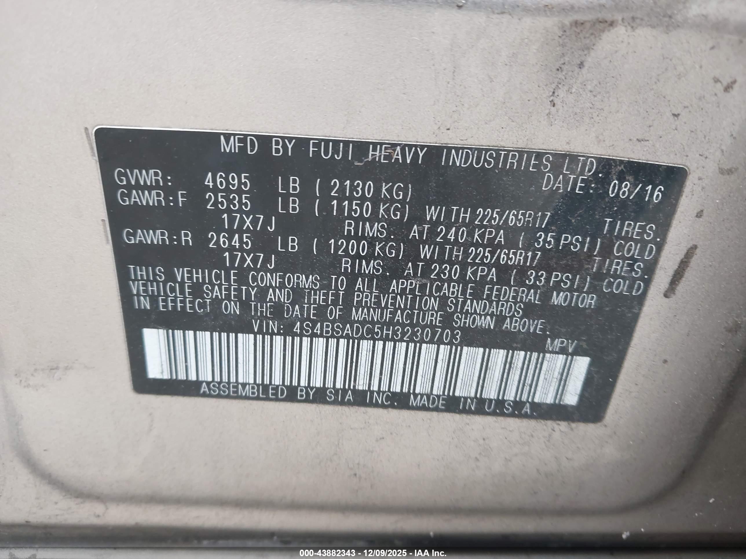 SUBARU OUTBACK image 10