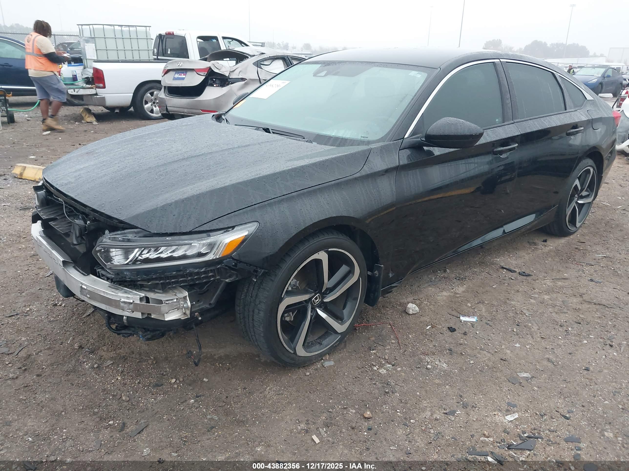 HONDA ACCORD image 2