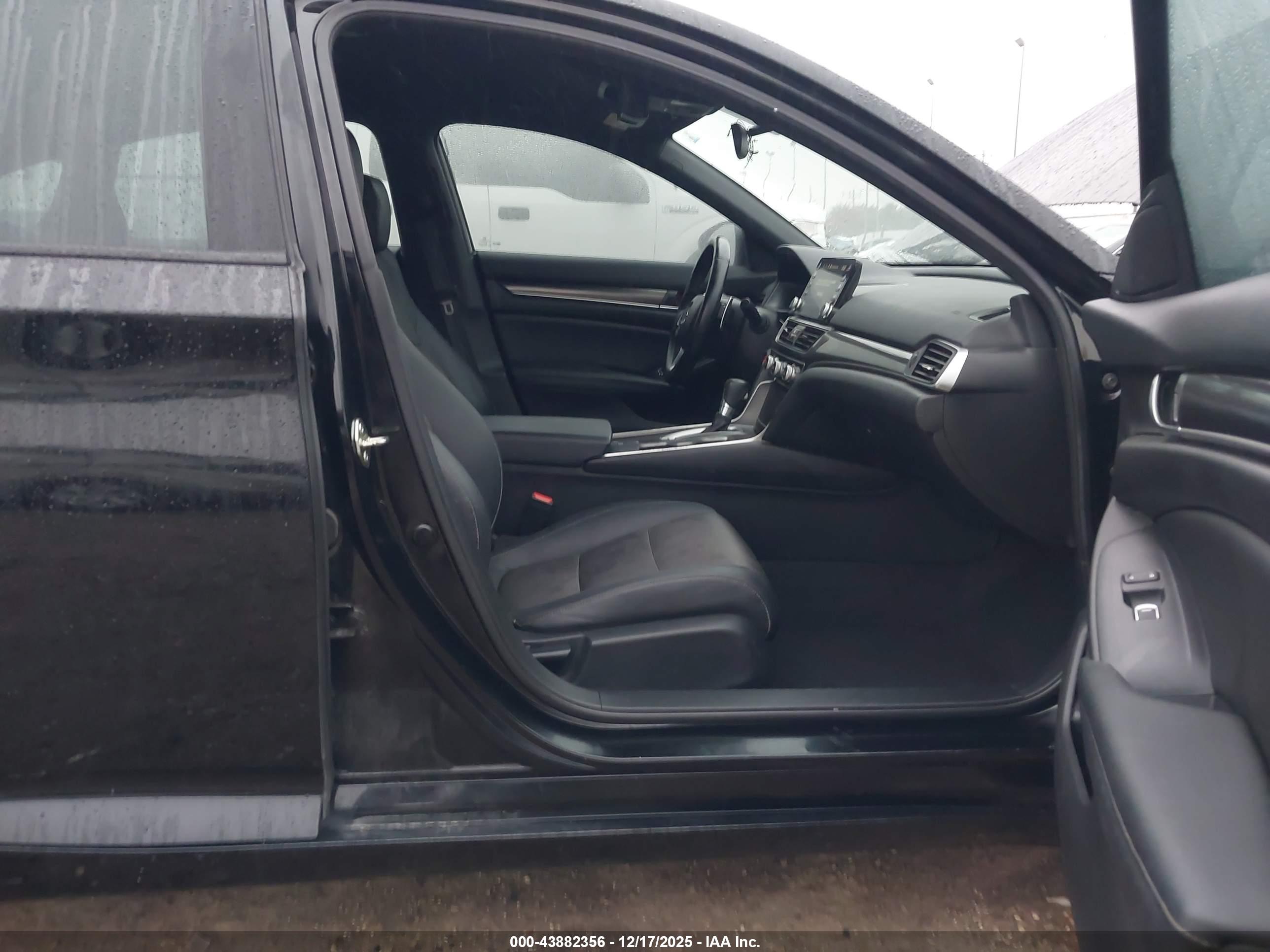 HONDA ACCORD image 5