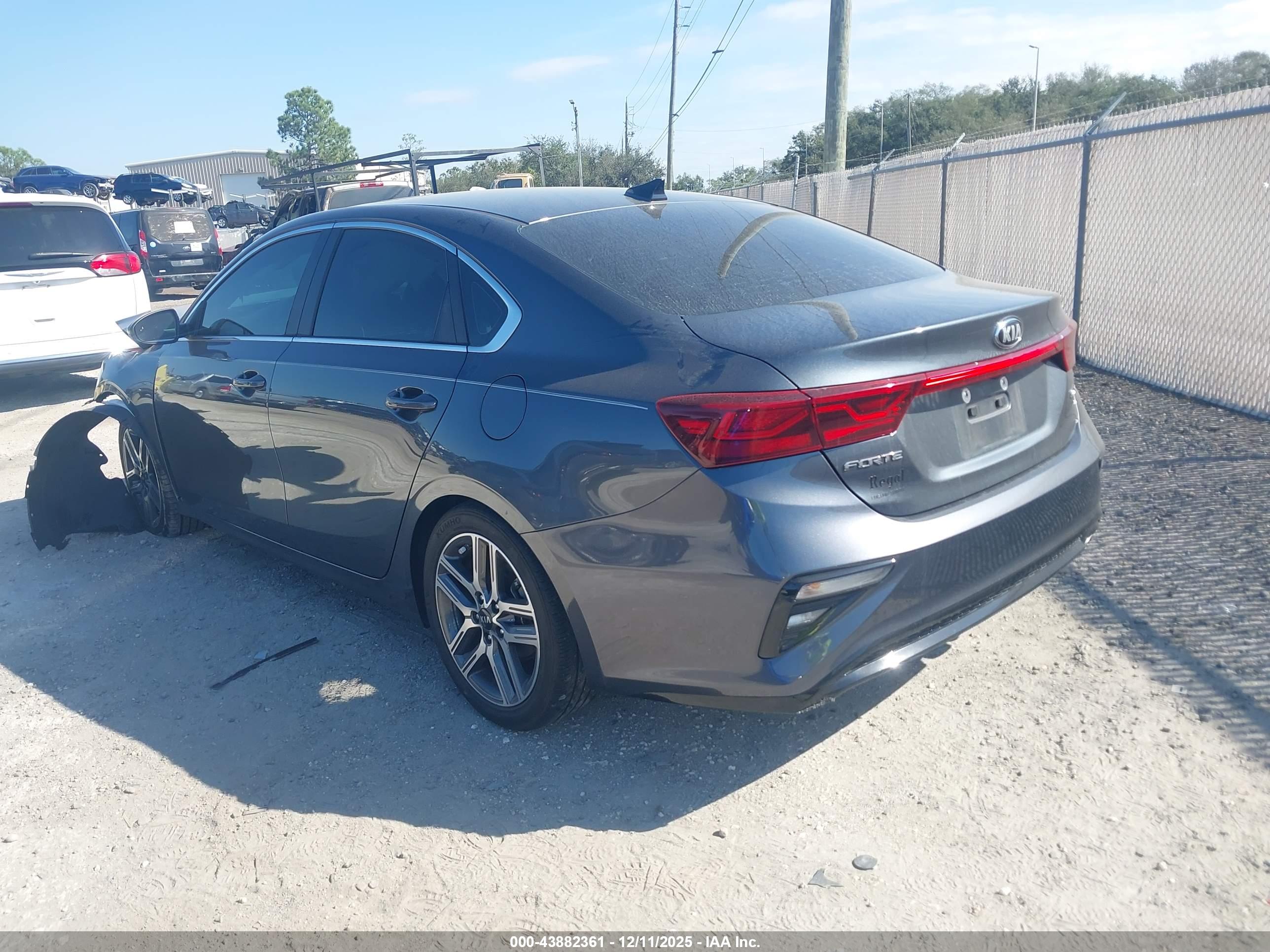 KIA FORTE image 3