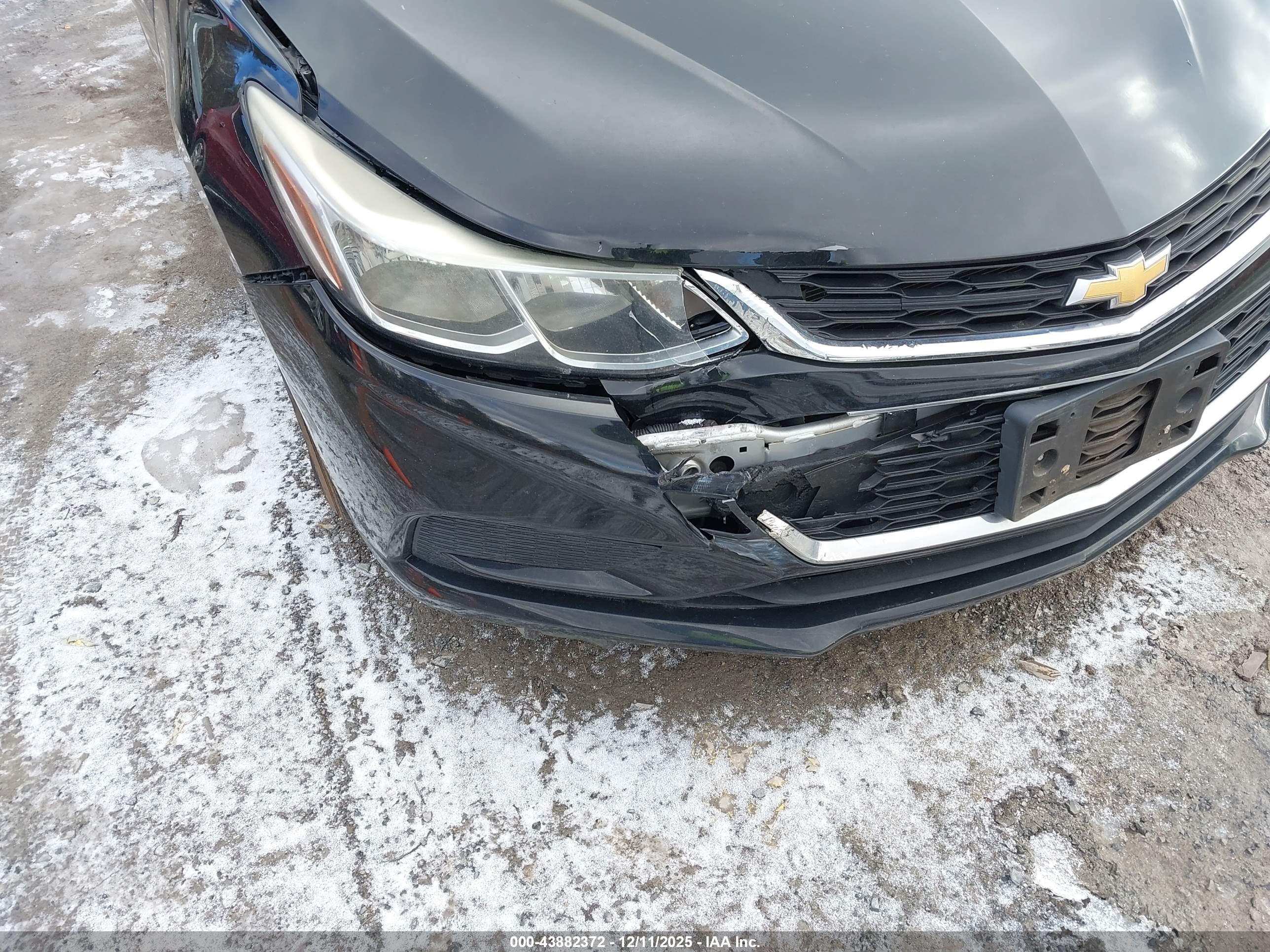 CHEVROLET CRUZE image 6