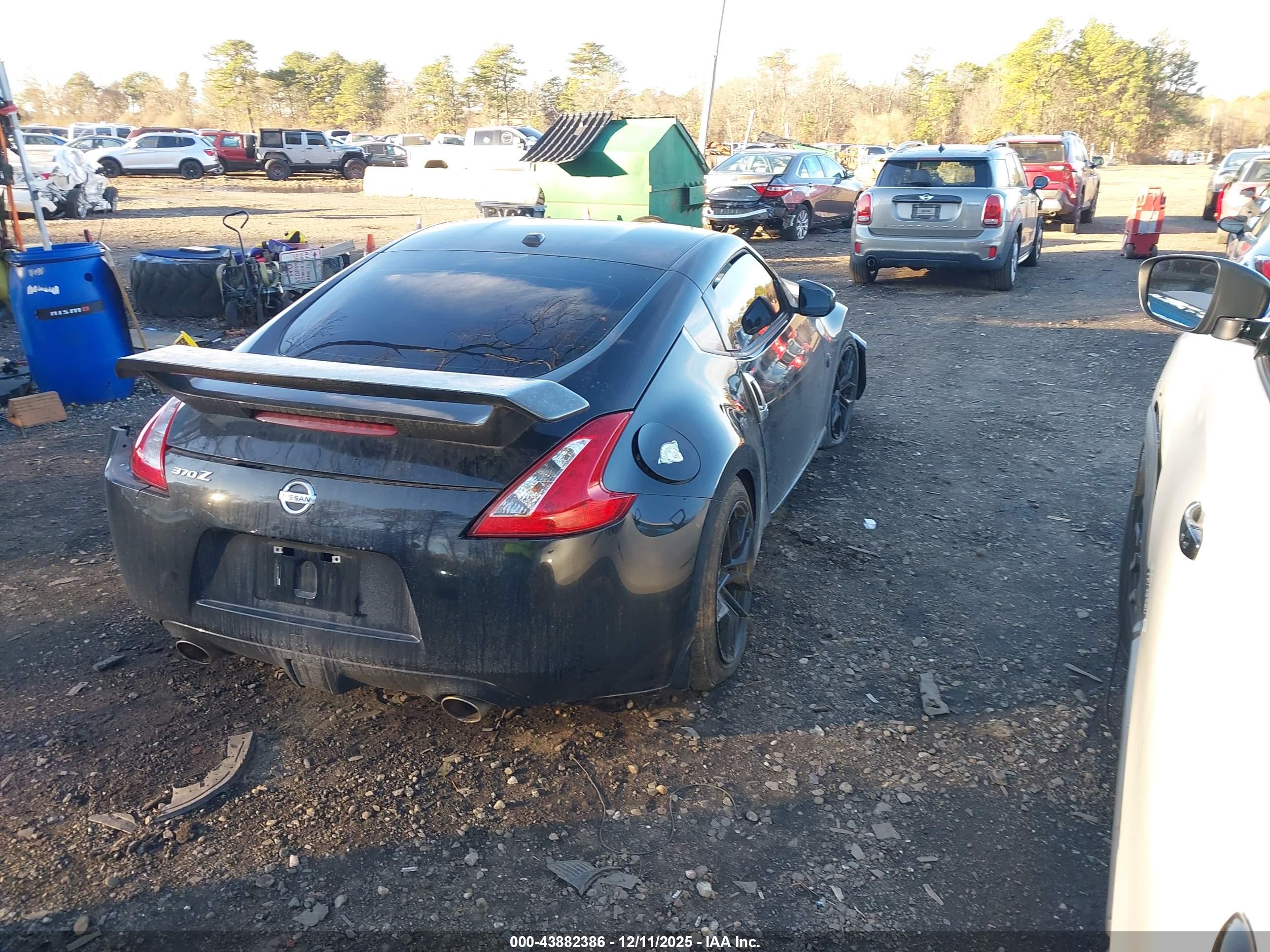NISSAN 370Z image 4