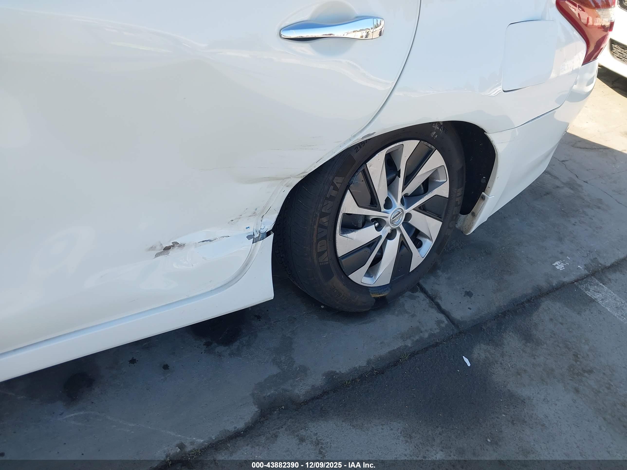 NISSAN ALTIMA image 6