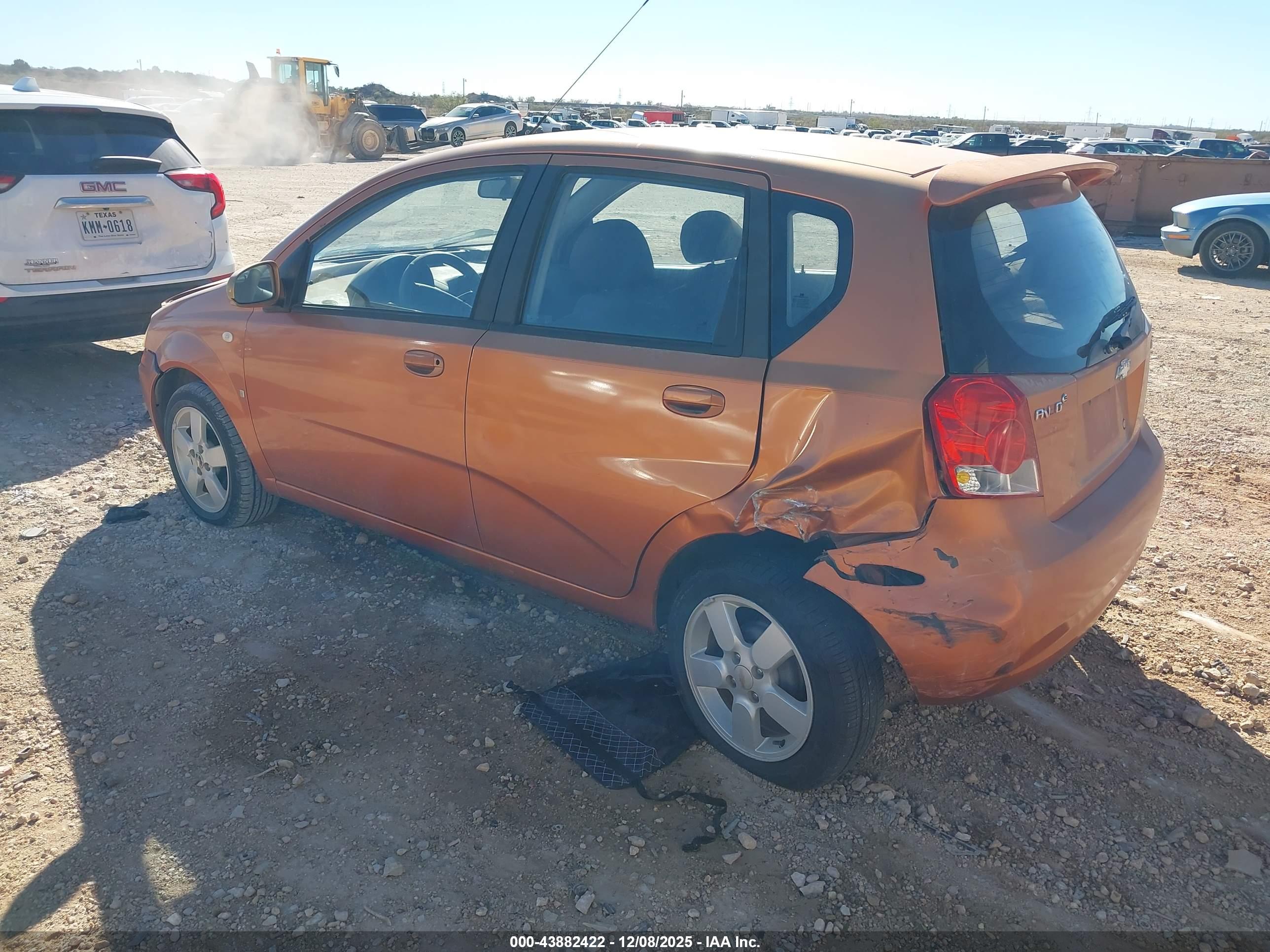 CHEVROLET AVEO image 3