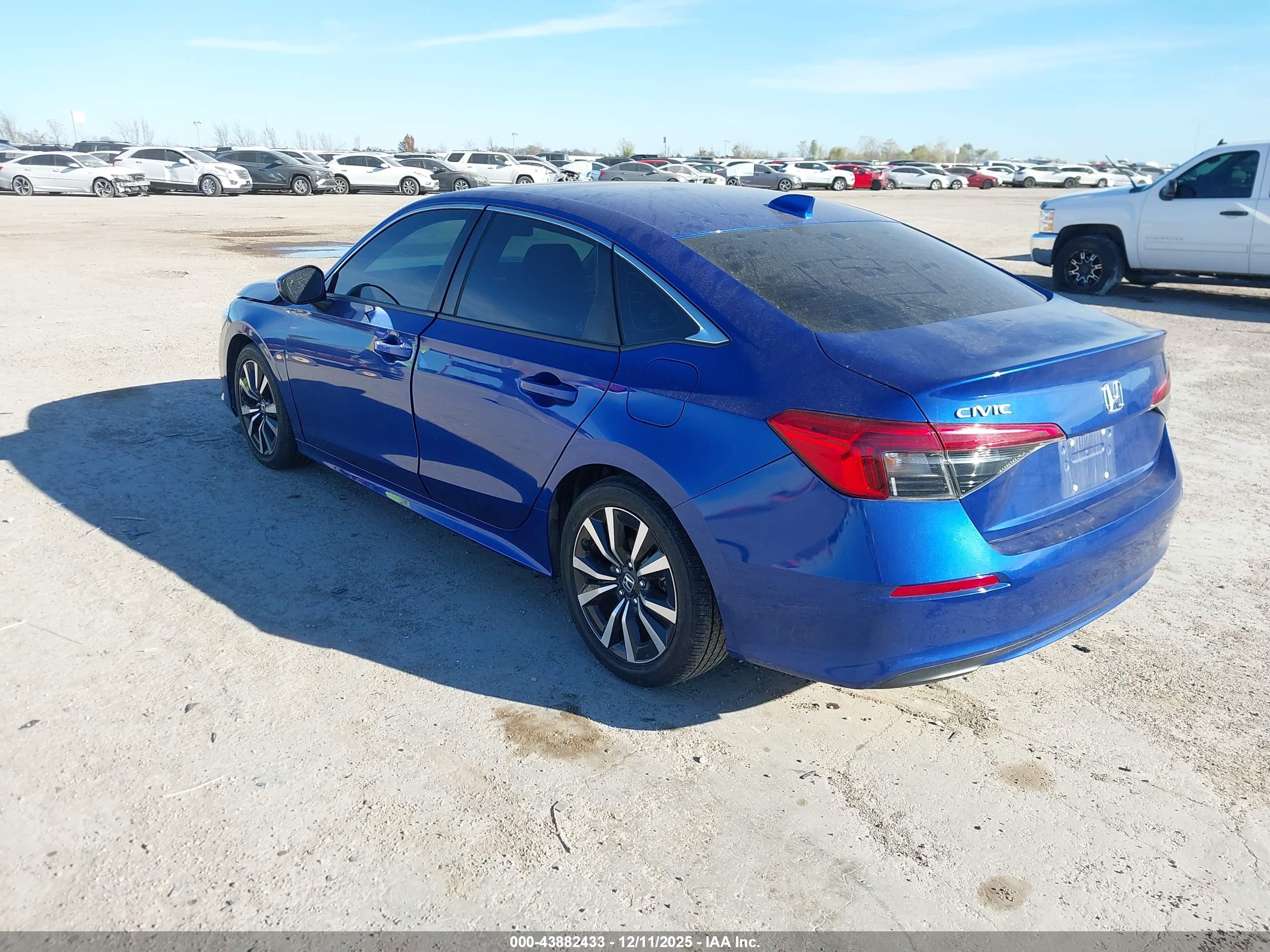 HONDA CIVIC image 3
