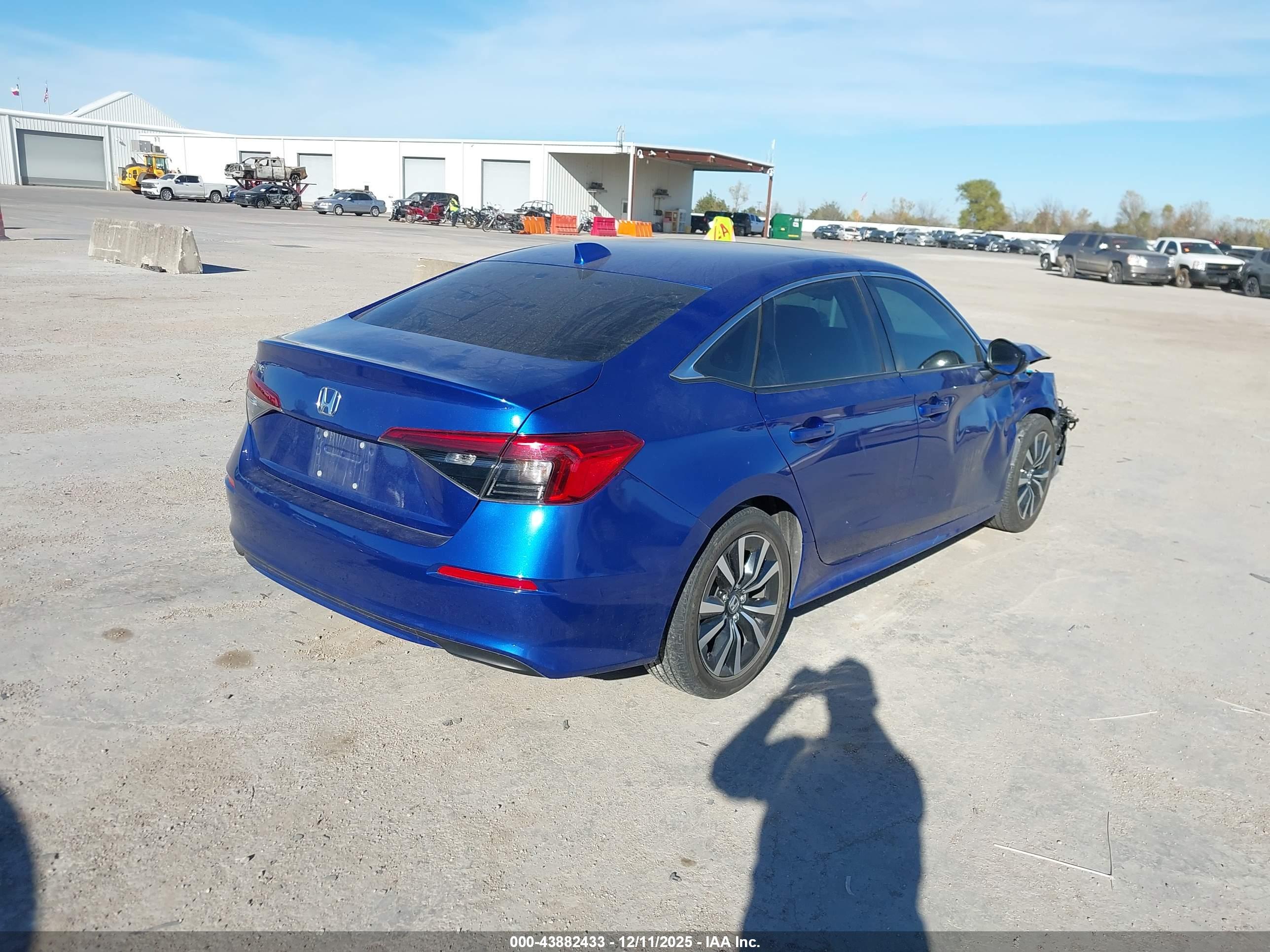 HONDA CIVIC image 4
