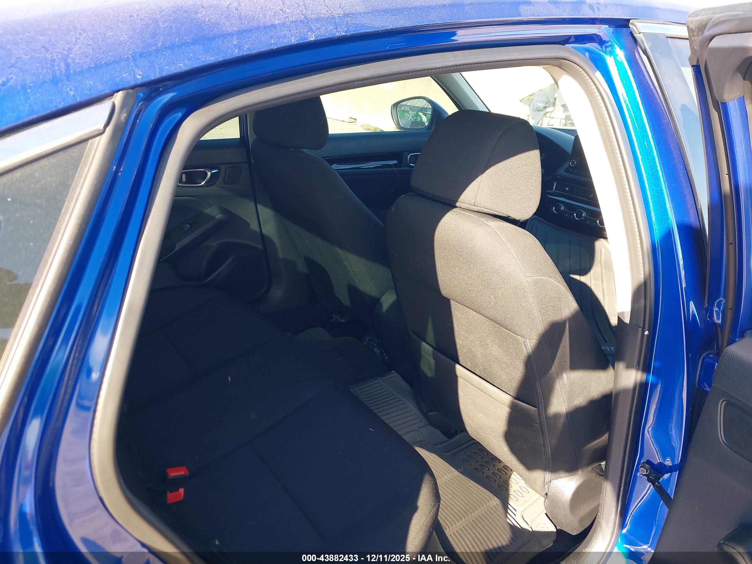 HONDA CIVIC image 8