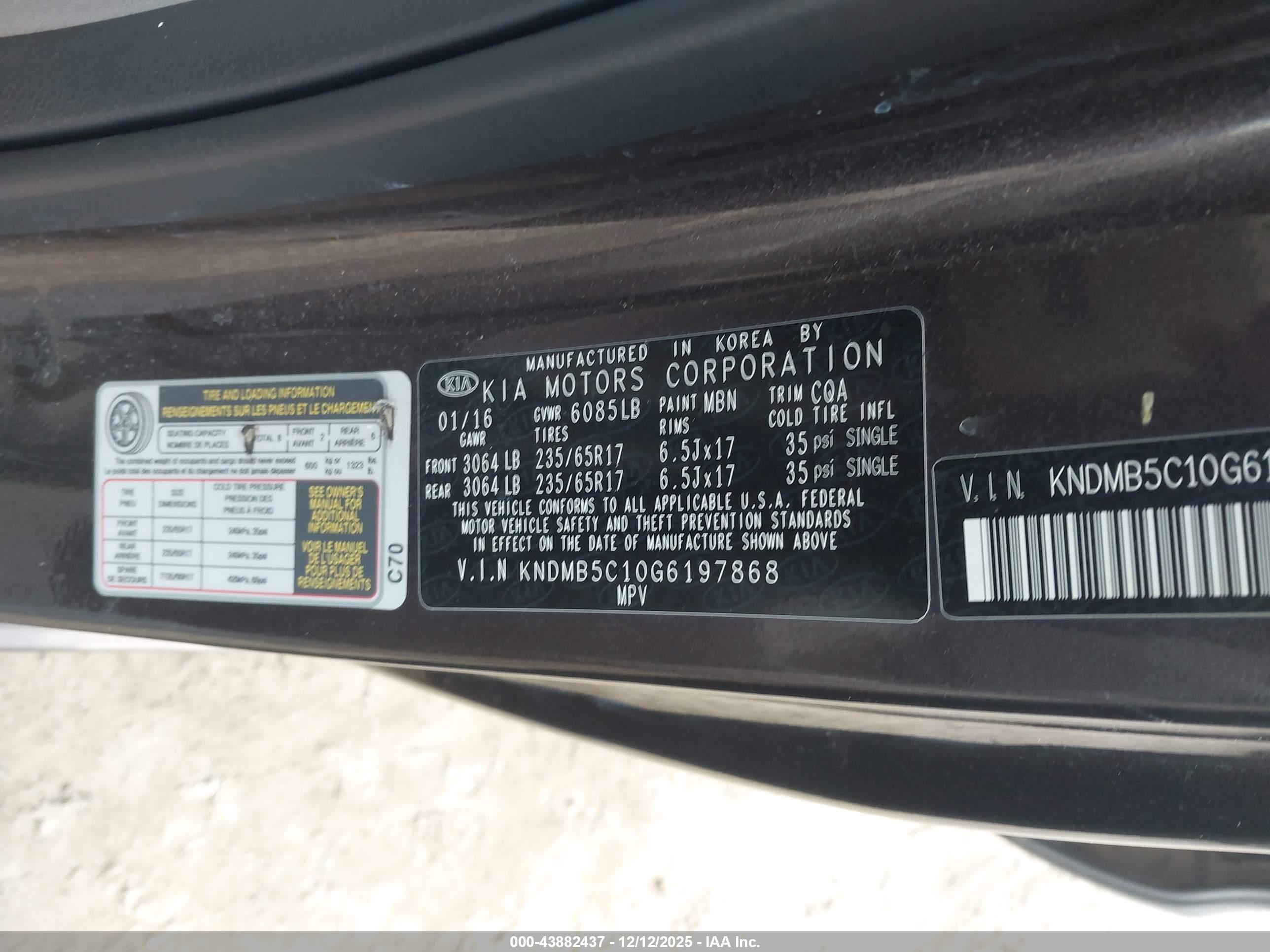 KIA SEDONA image 9