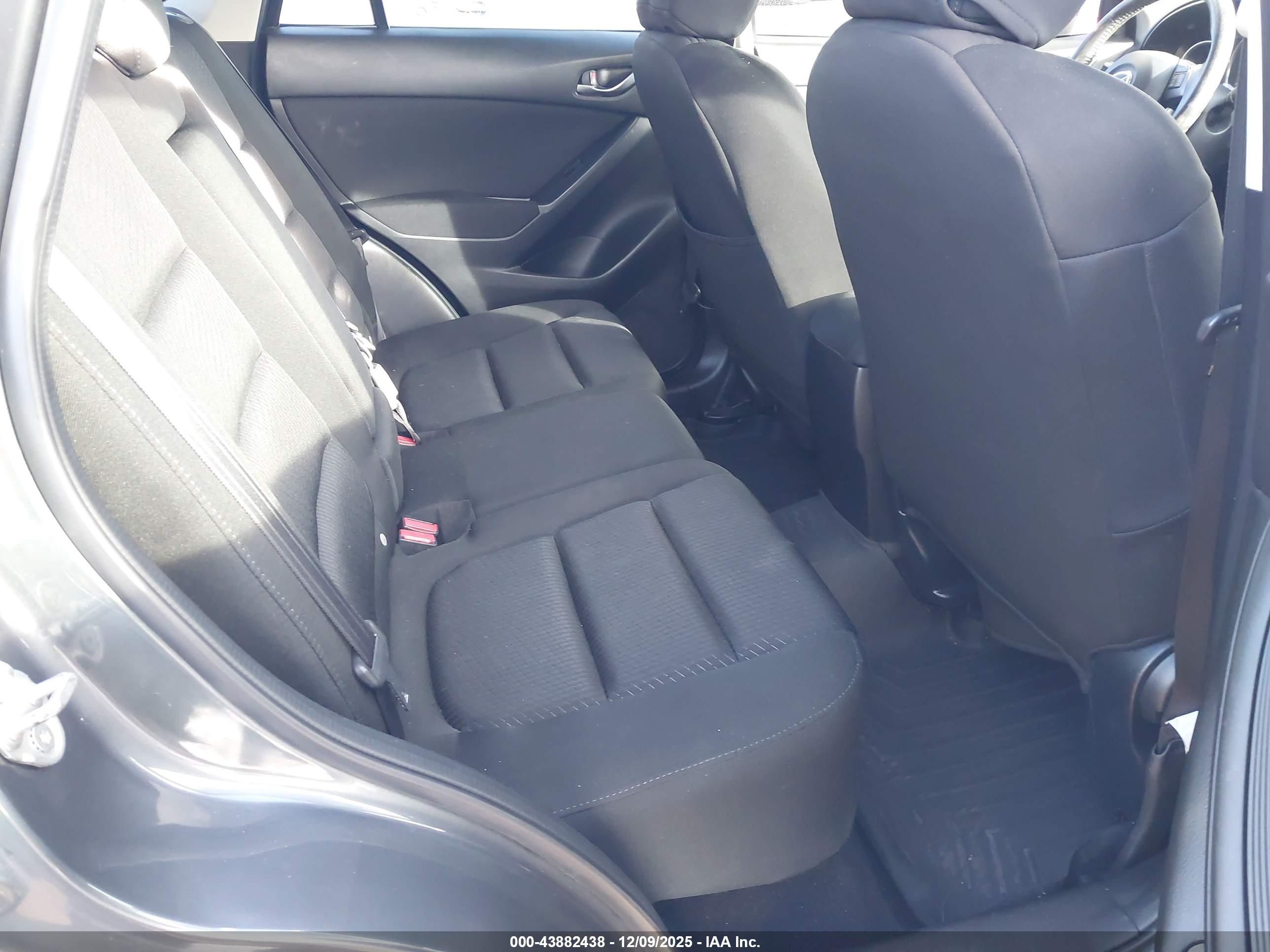 MAZDA CX-5 image 8