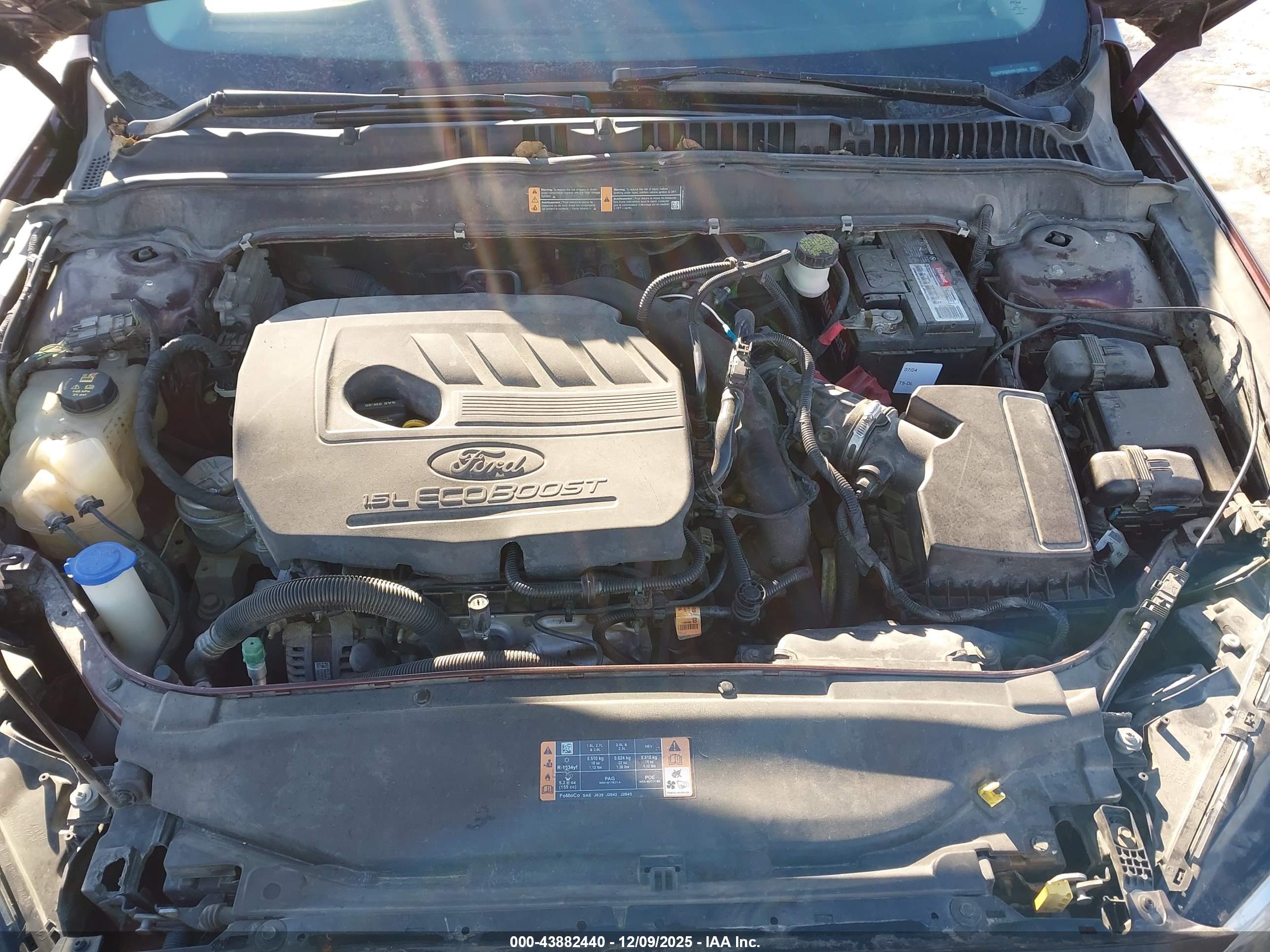 FORD FUSION image 10