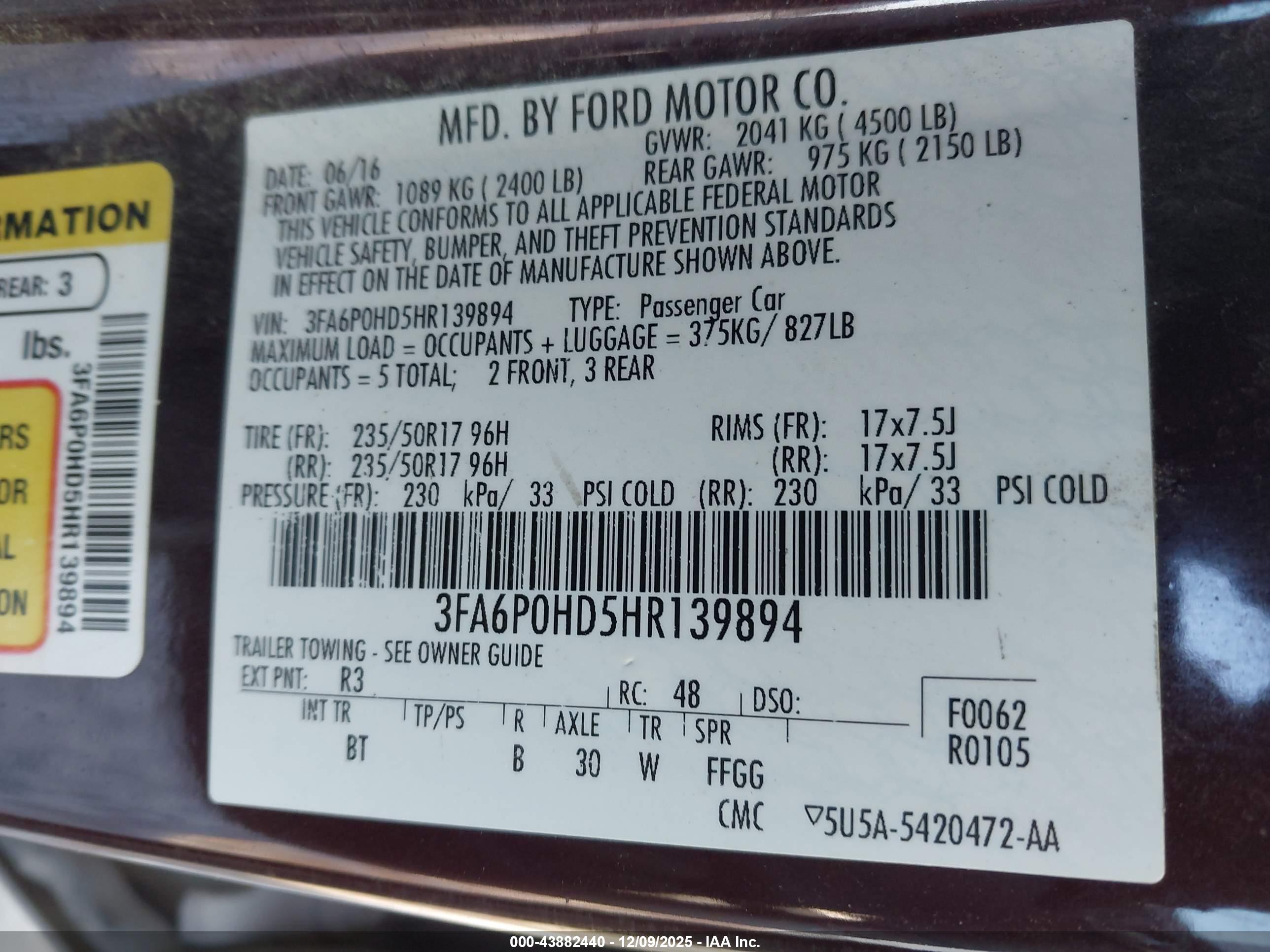 FORD FUSION image 9