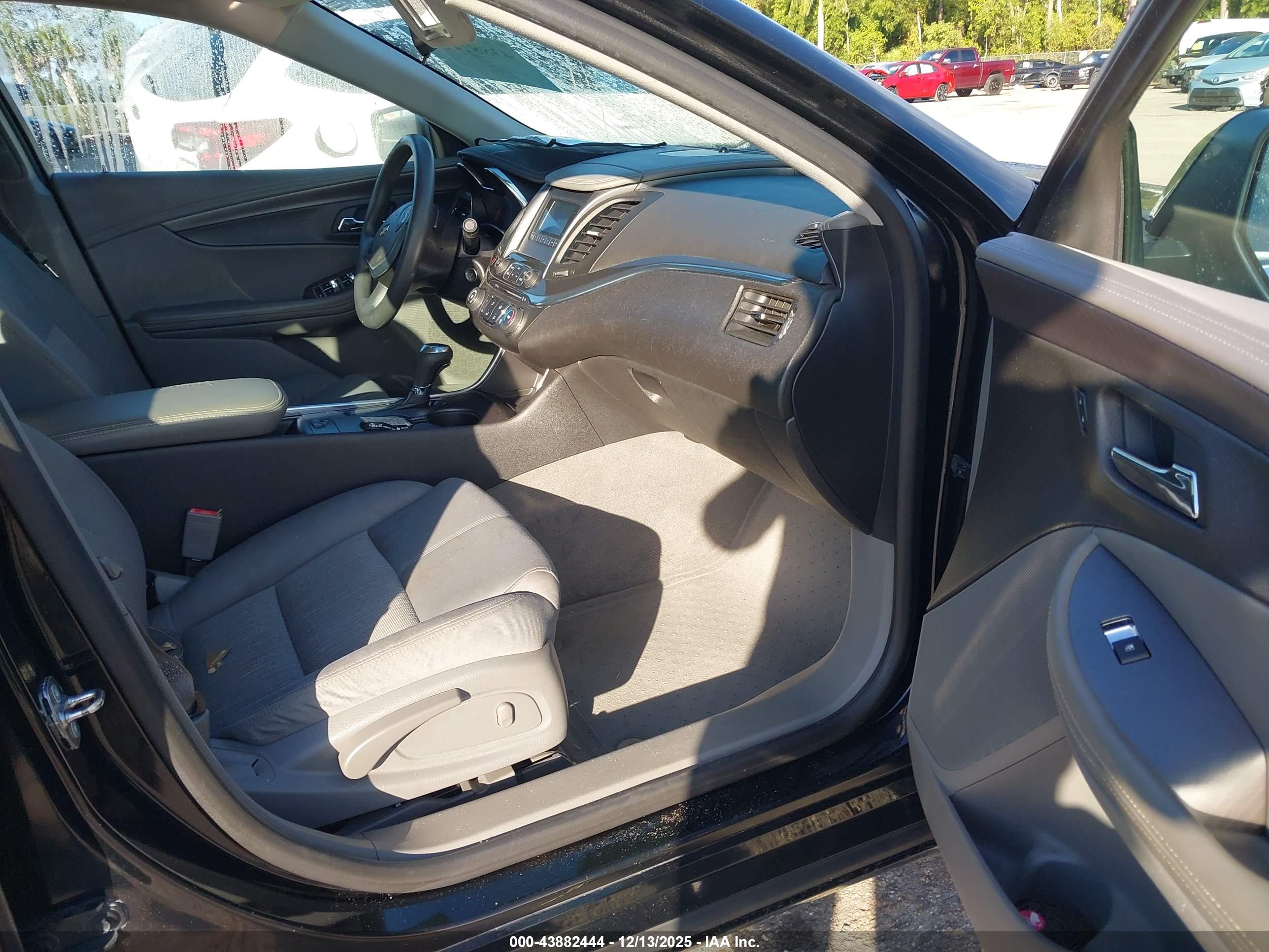 CHEVROLET IMPALA image 5
