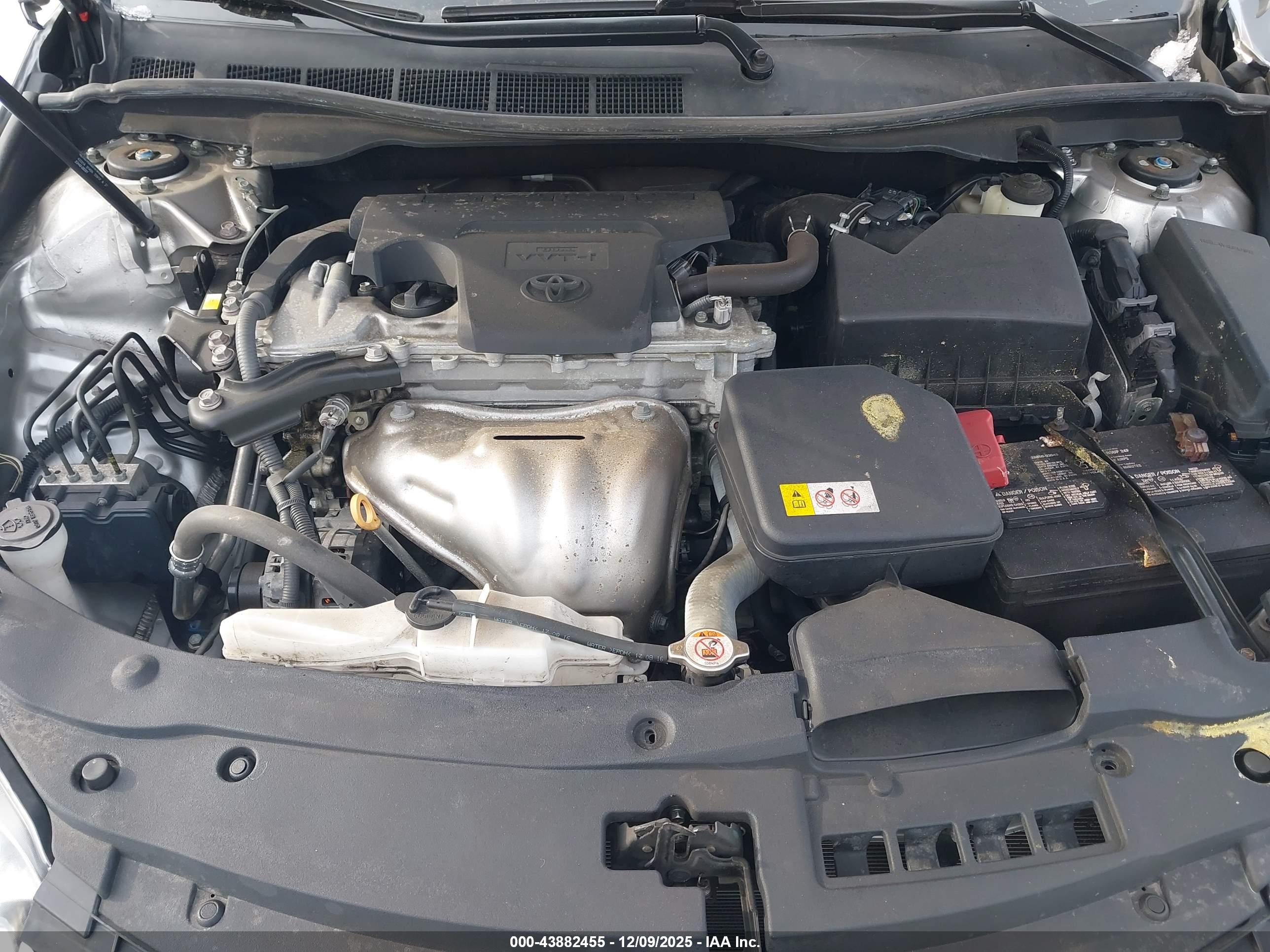 TOYOTA CAMRY image 10