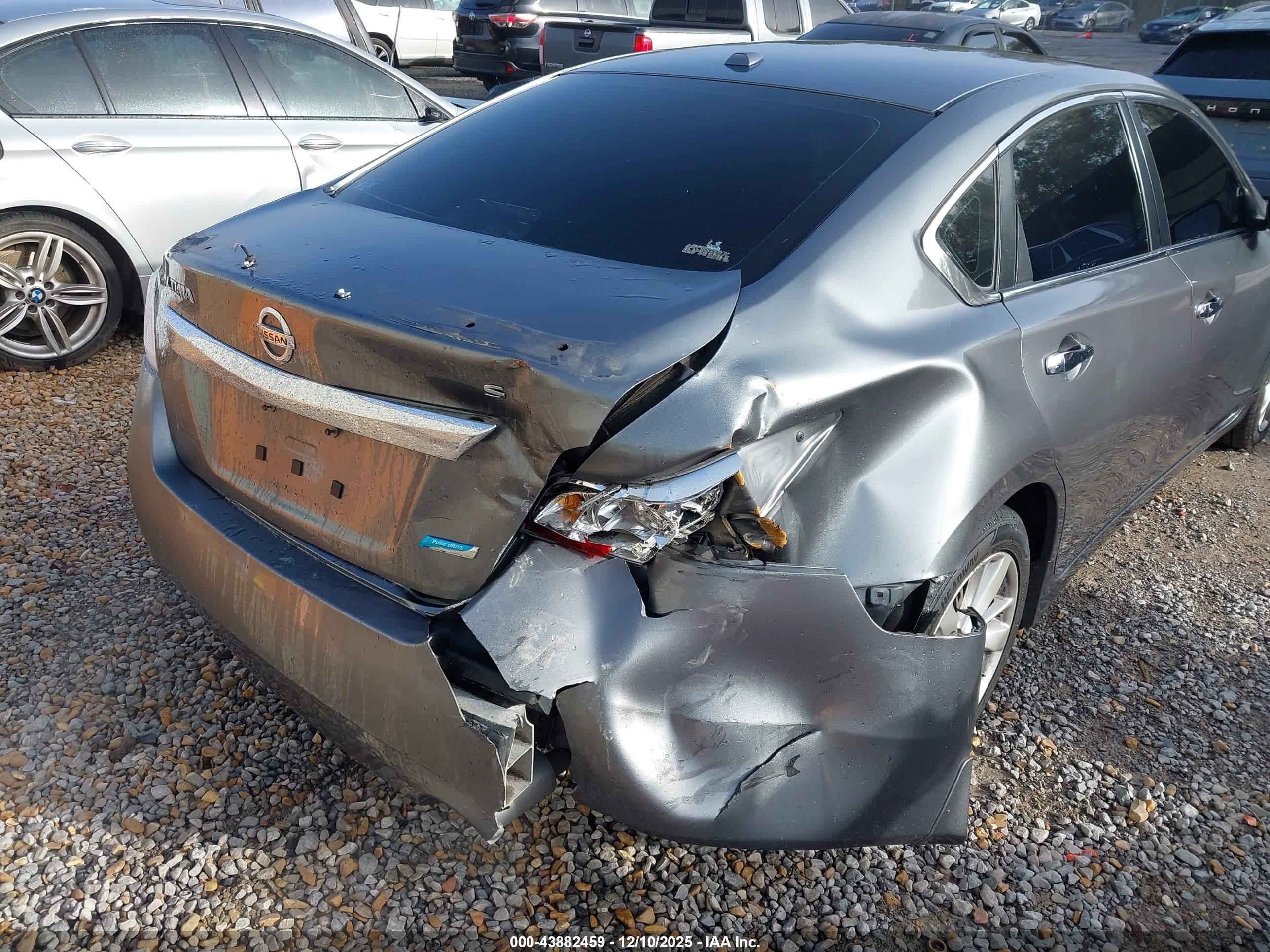 NISSAN ALTIMA image 6