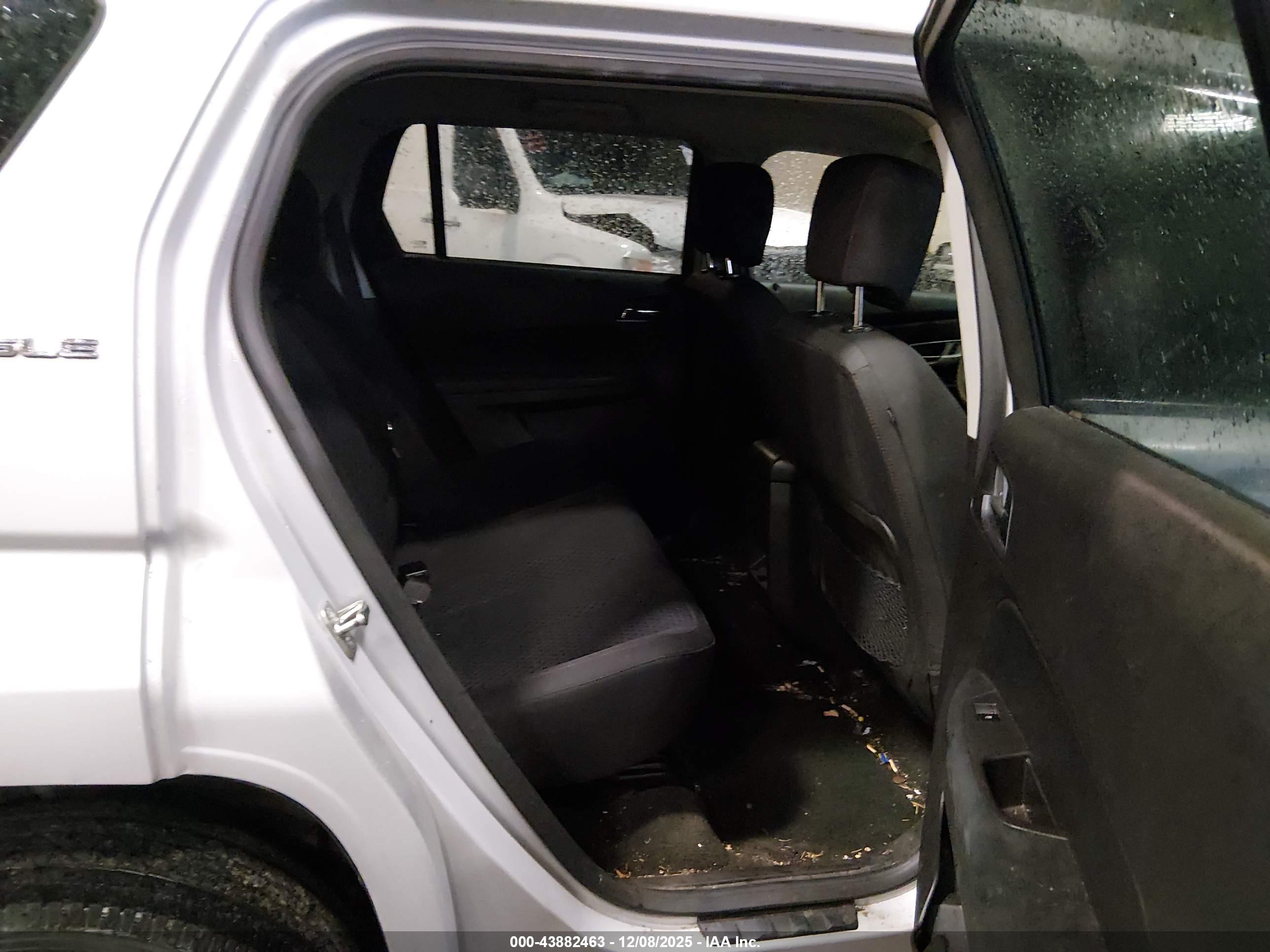 GMC TERRAIN image 8