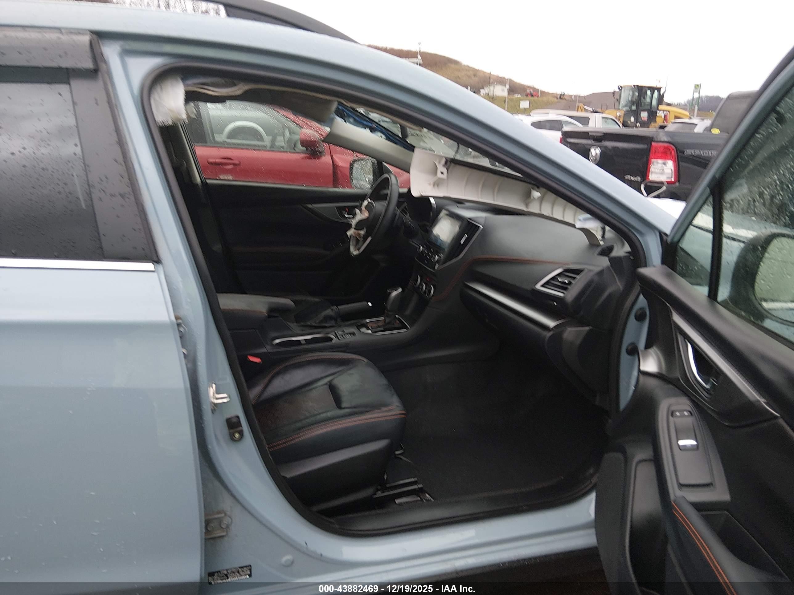 SUBARU CROSSTREK image 5