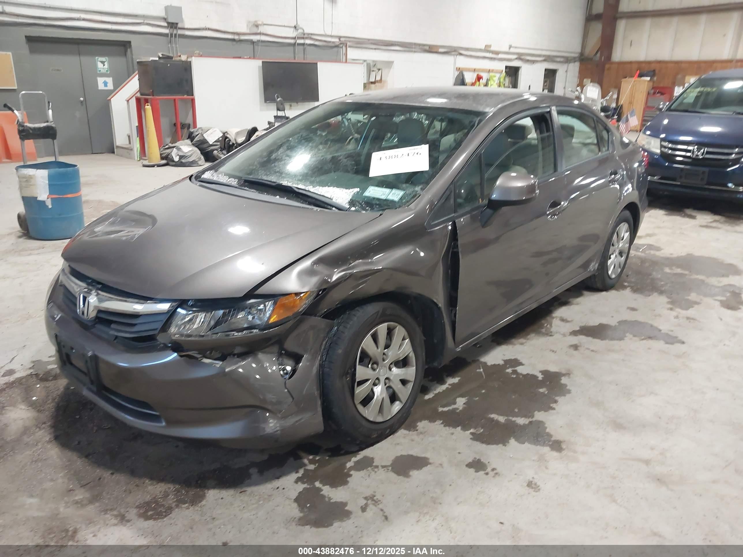 HONDA CIVIC image 2