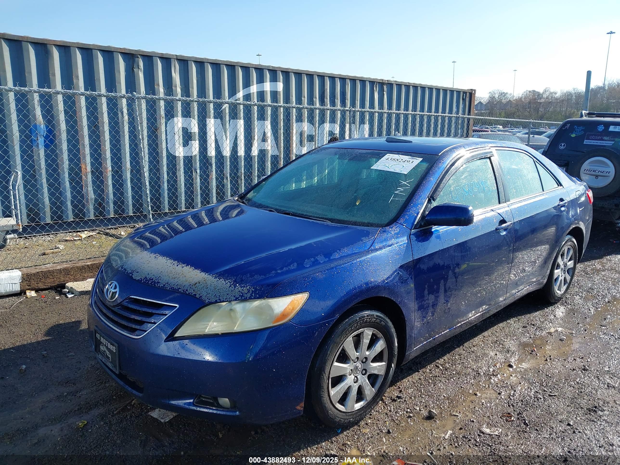 TOYOTA CAMRY image 6